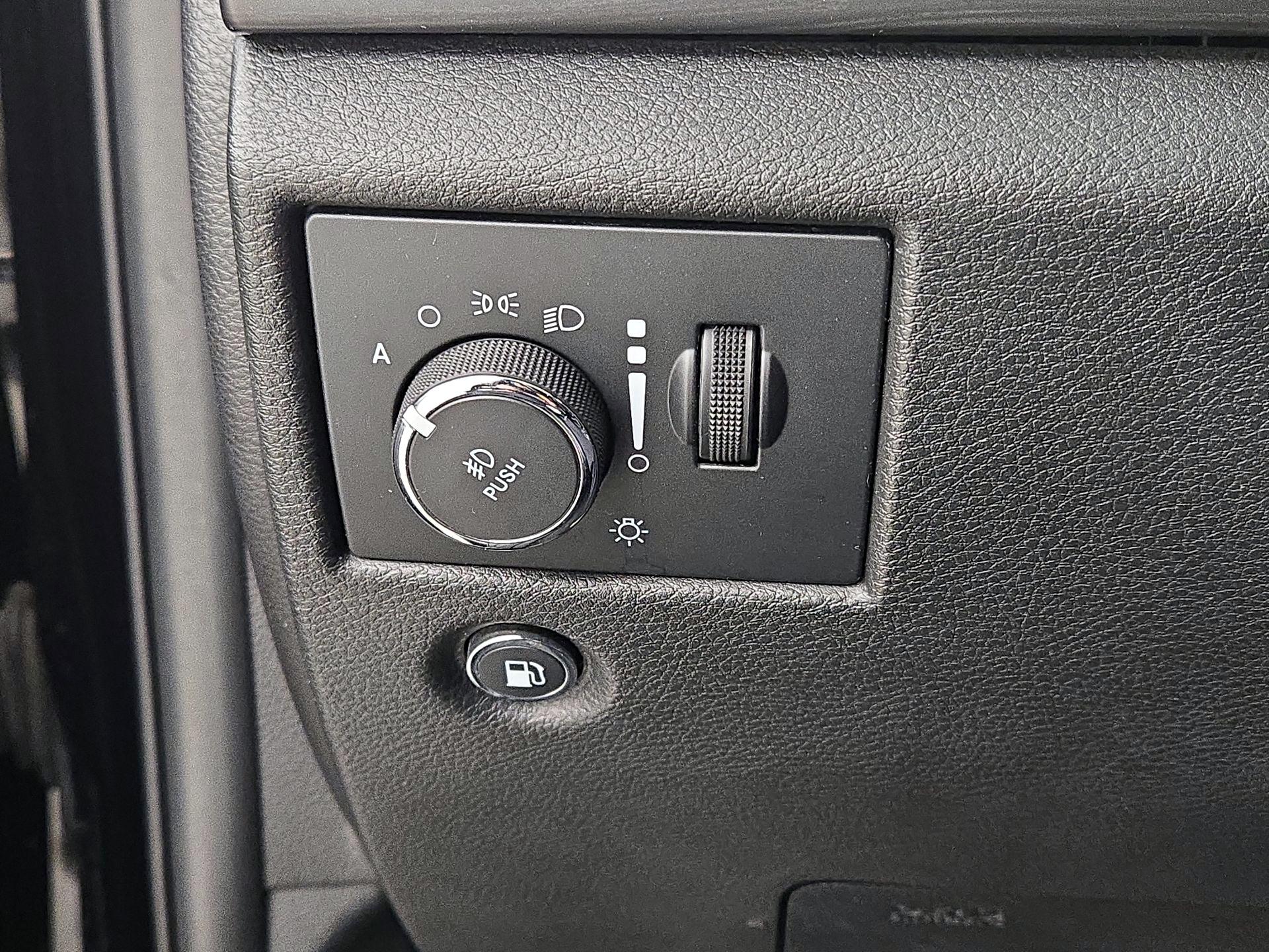 Thumbnail: 2021 Jeep Grand Cherokee - 13