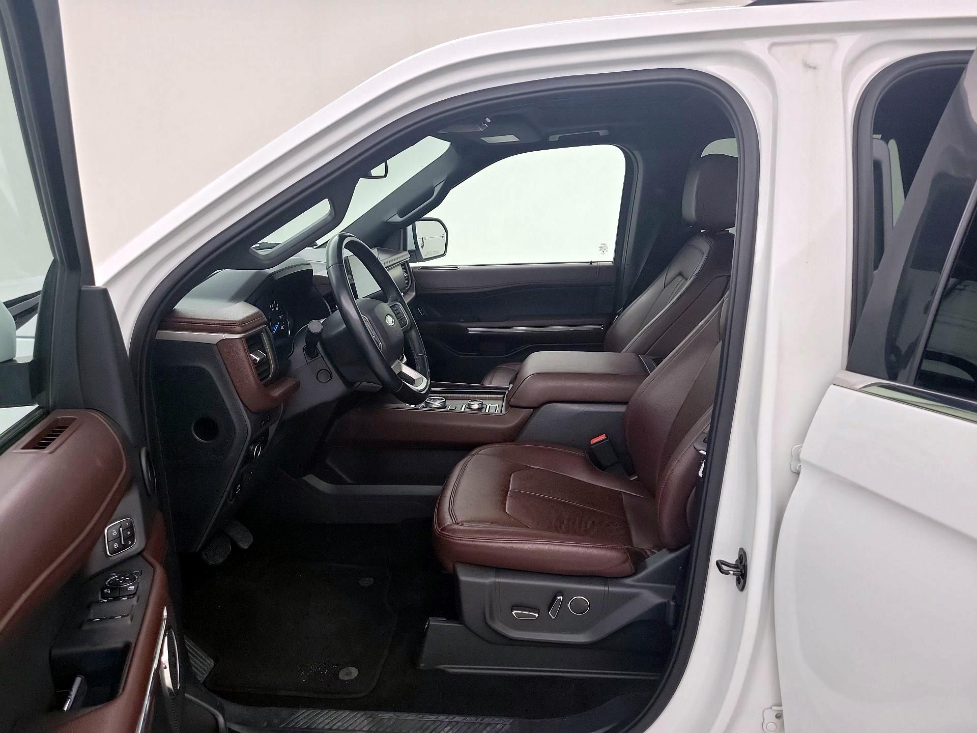 Thumbnail: 2023 Ford Expedition - 9