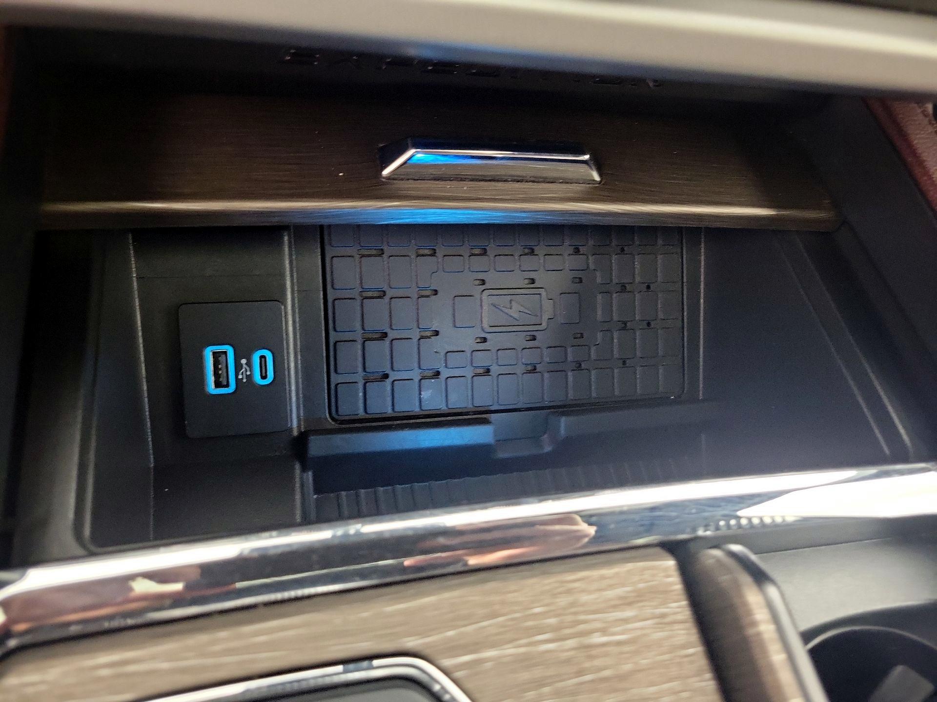 Thumbnail: 2023 Ford Expedition - 16