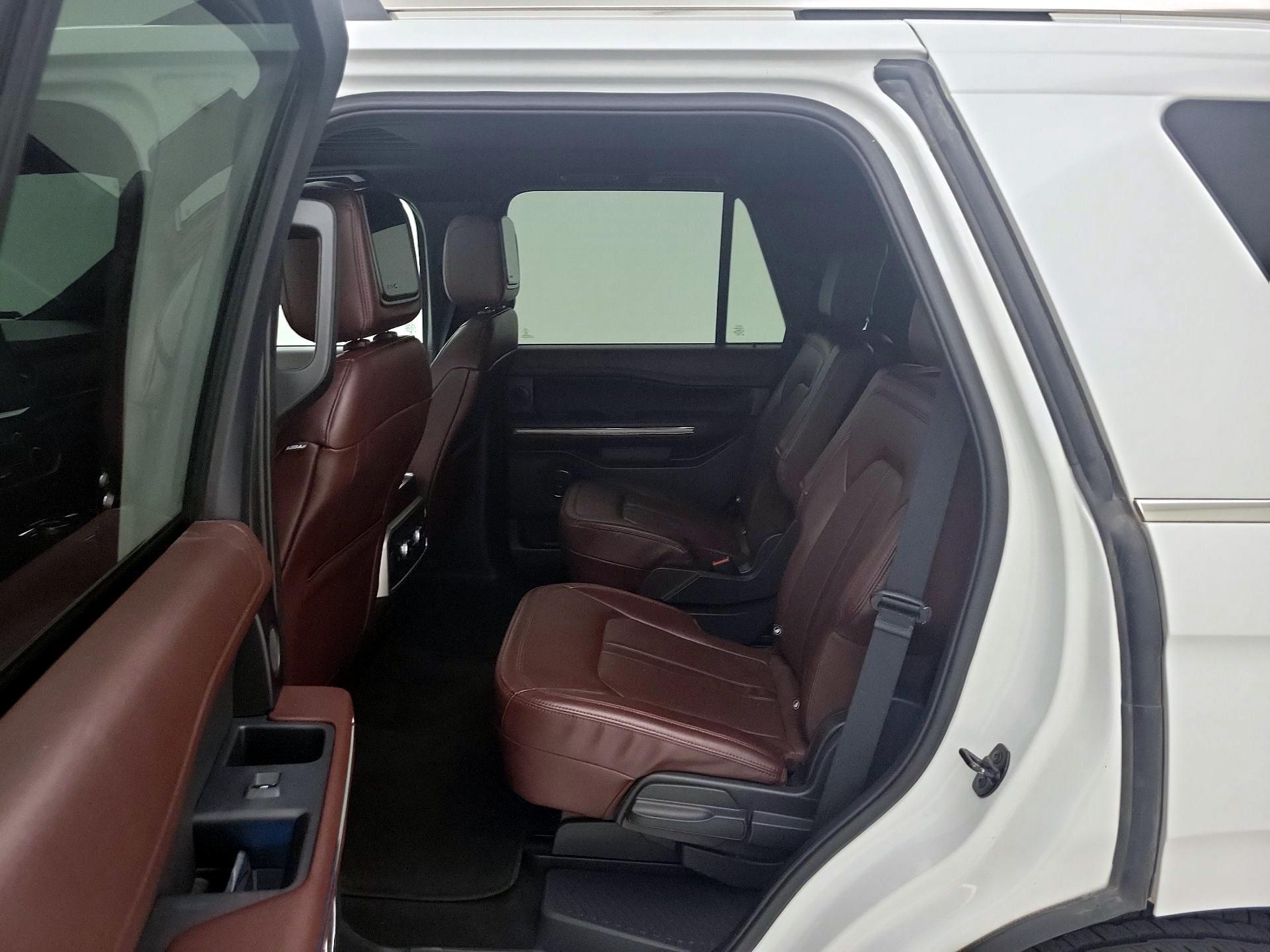 Thumbnail: 2023 Ford Expedition - 18