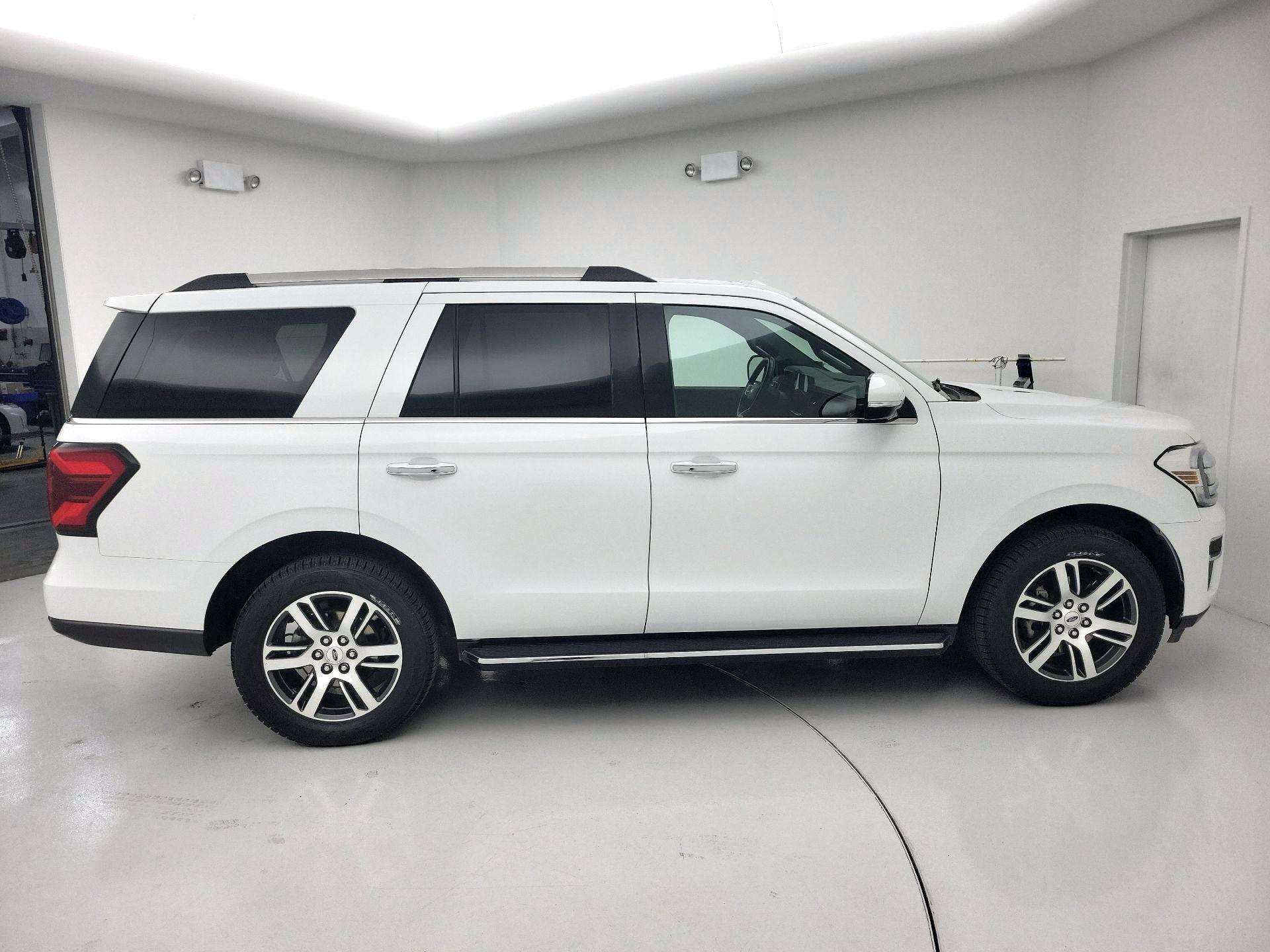 Thumbnail: 2023 Ford Expedition - 4