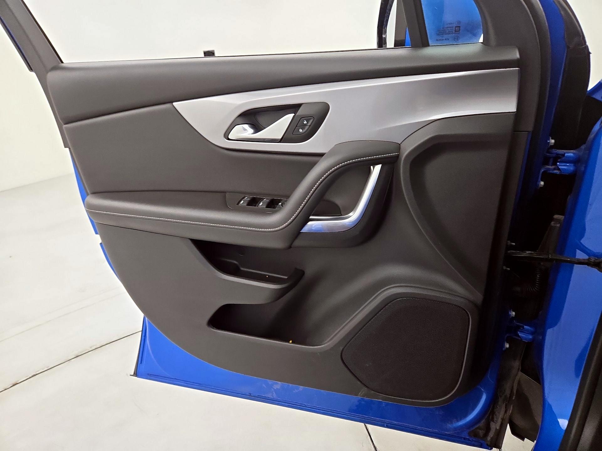 Thumbnail: 2024 Chevrolet Blazer - 12