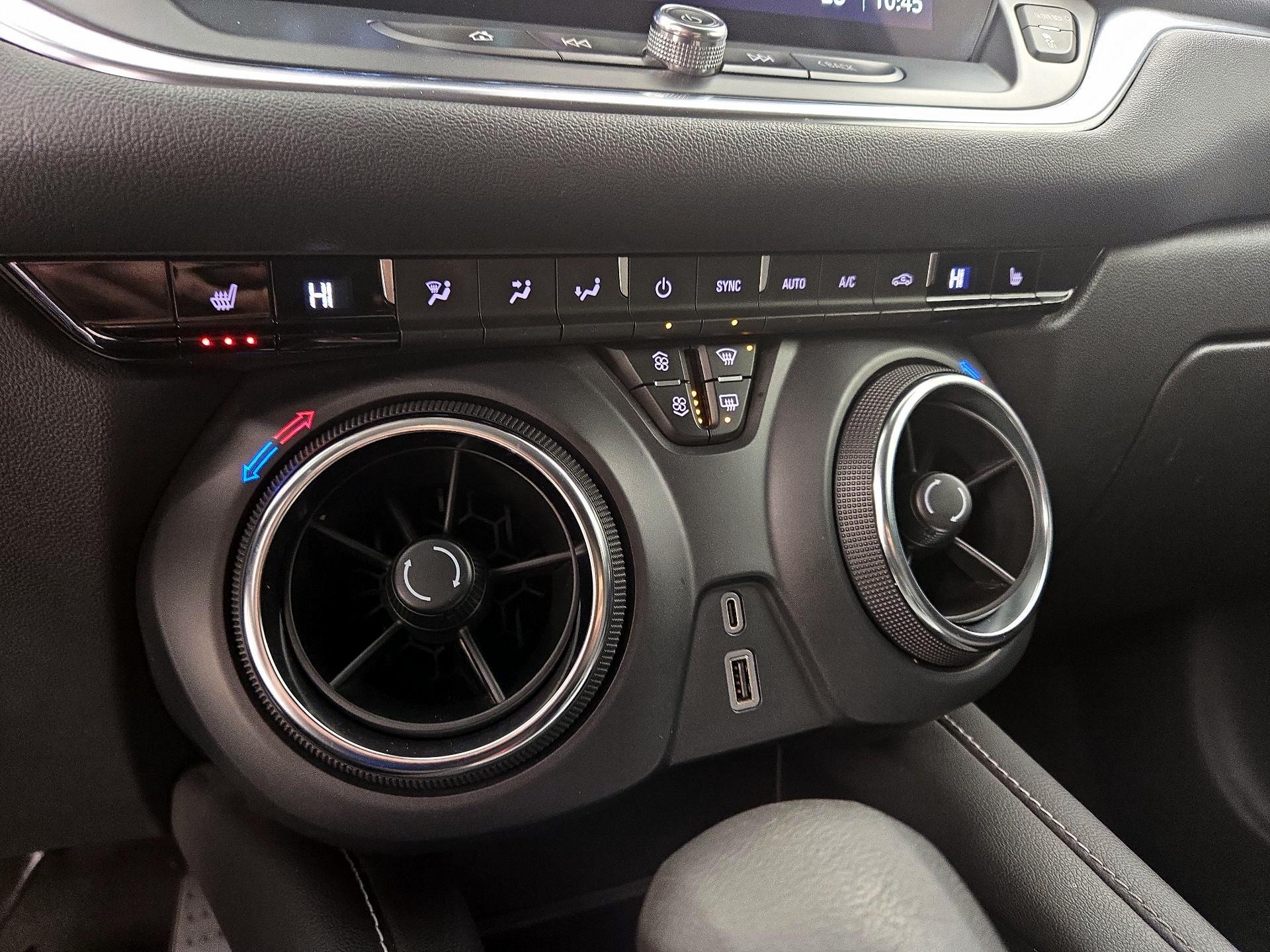 Thumbnail: 2024 Chevrolet Blazer - 16