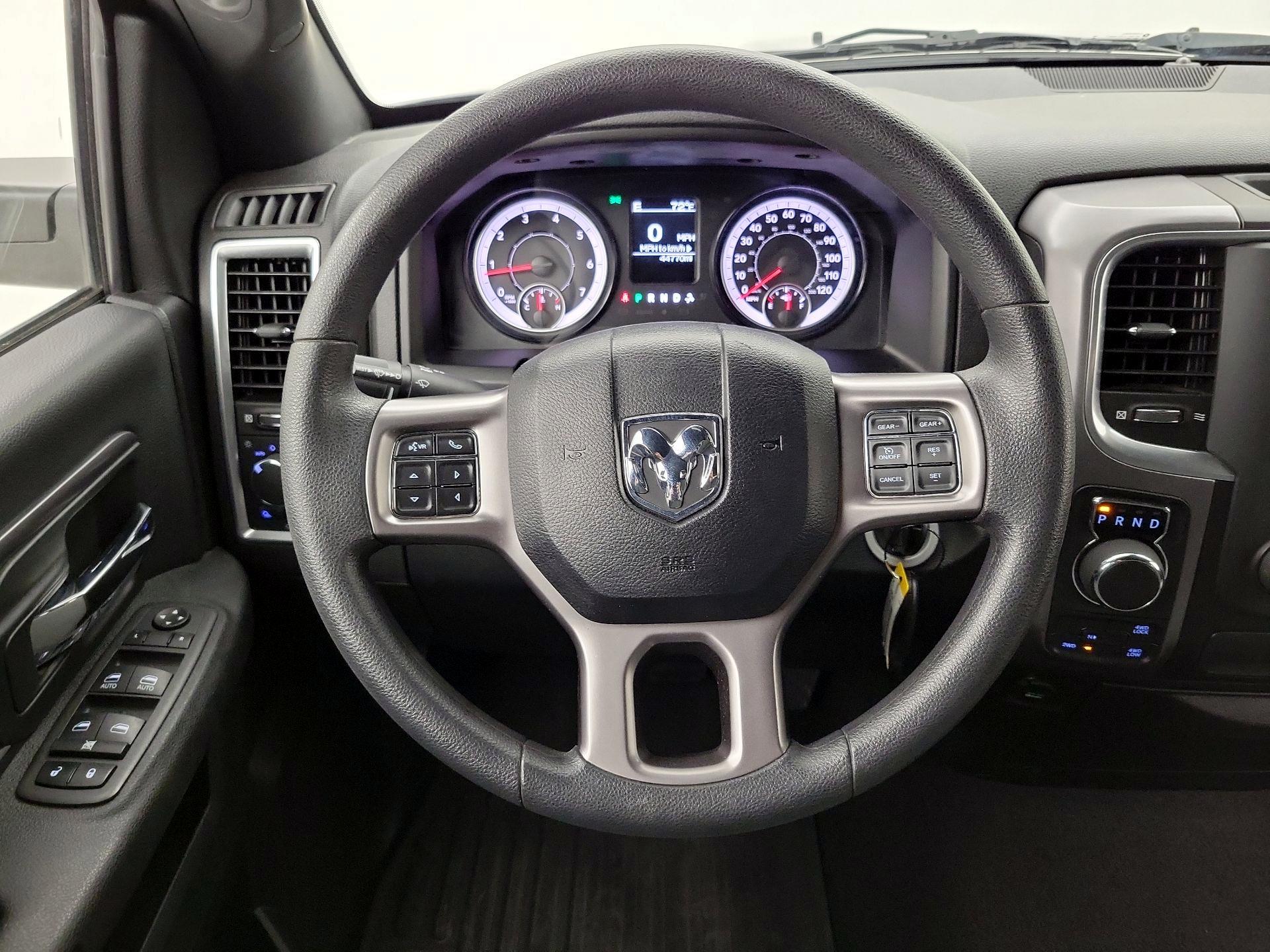 Thumbnail: 2022 RAM 1500 Classic - 10