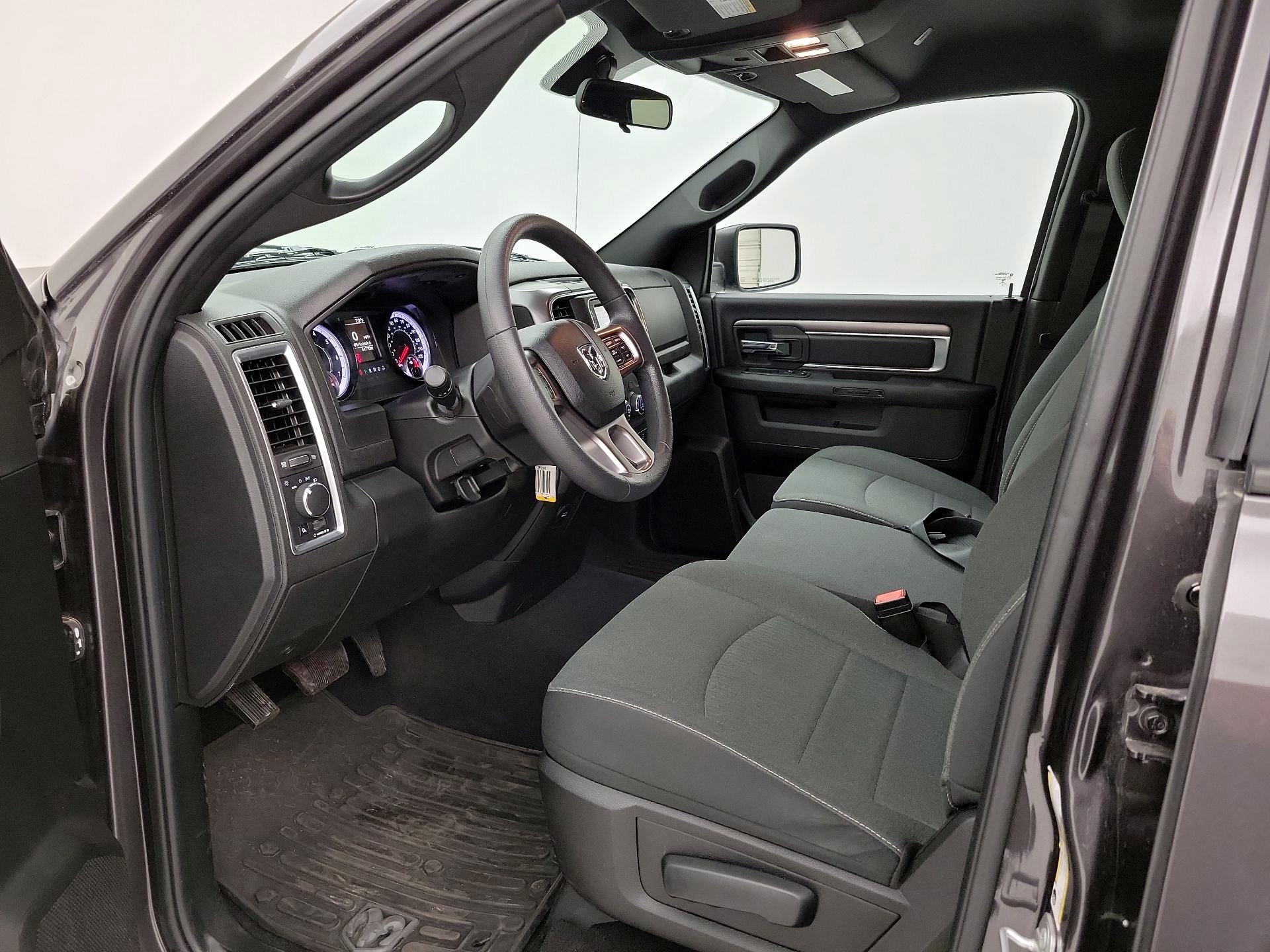 Thumbnail: 2022 RAM 1500 Classic - 11