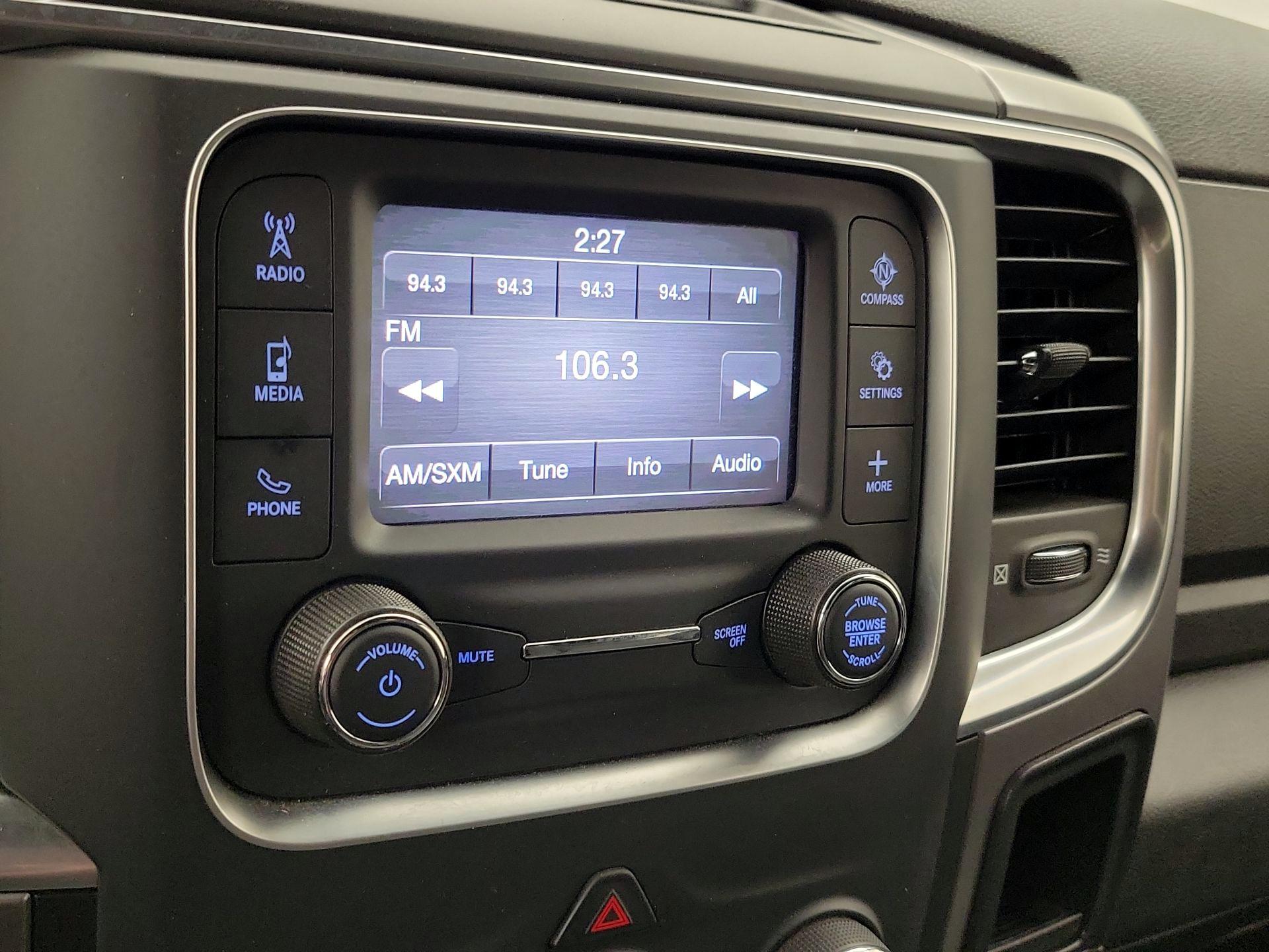 Thumbnail: 2022 RAM 1500 Classic - 15