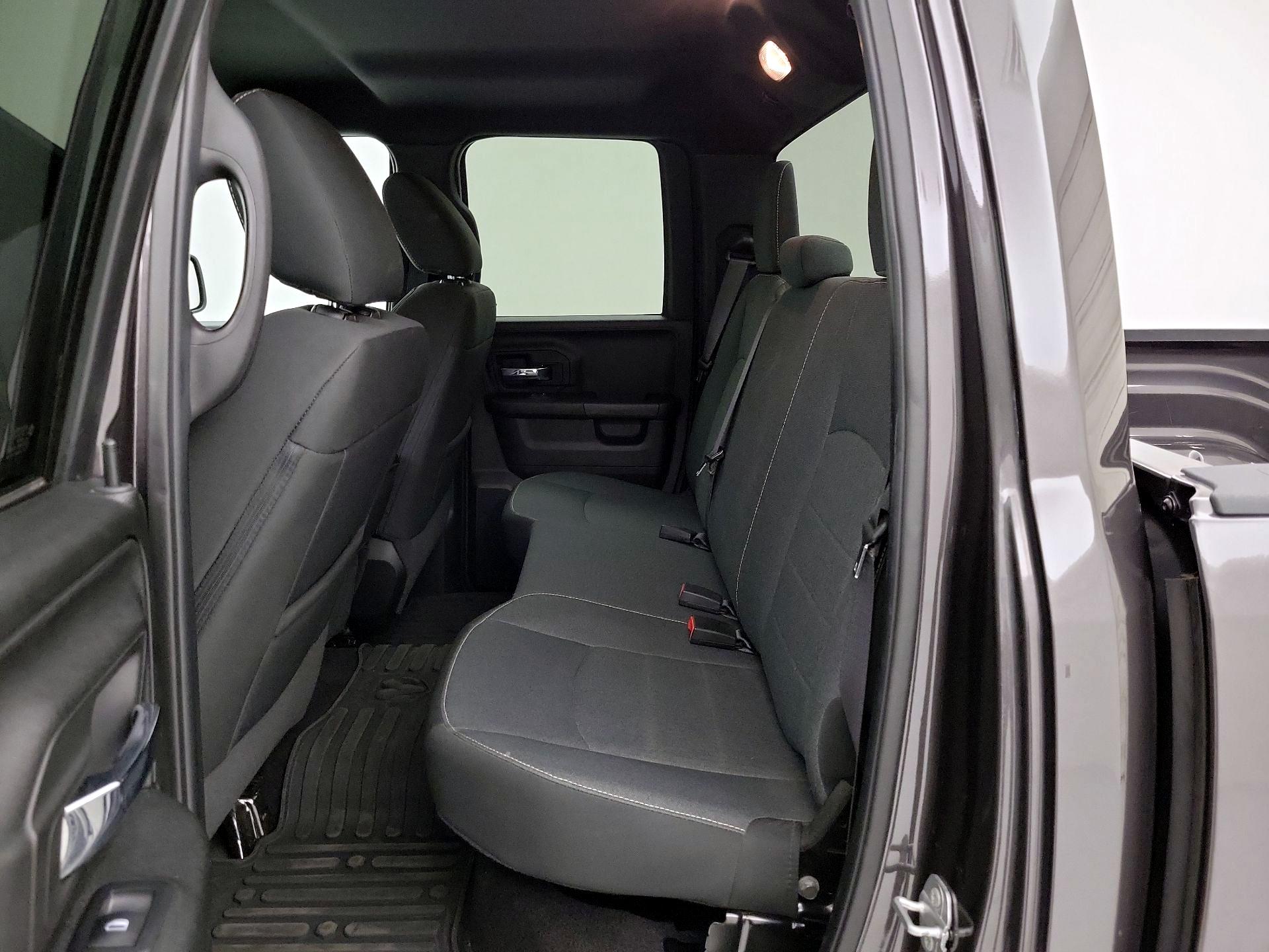 Thumbnail: 2022 RAM 1500 Classic - 19