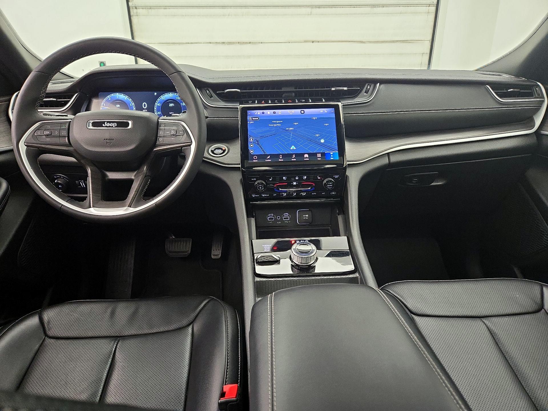 Thumbnail: 2024 Jeep Grand Cherokee L - 9