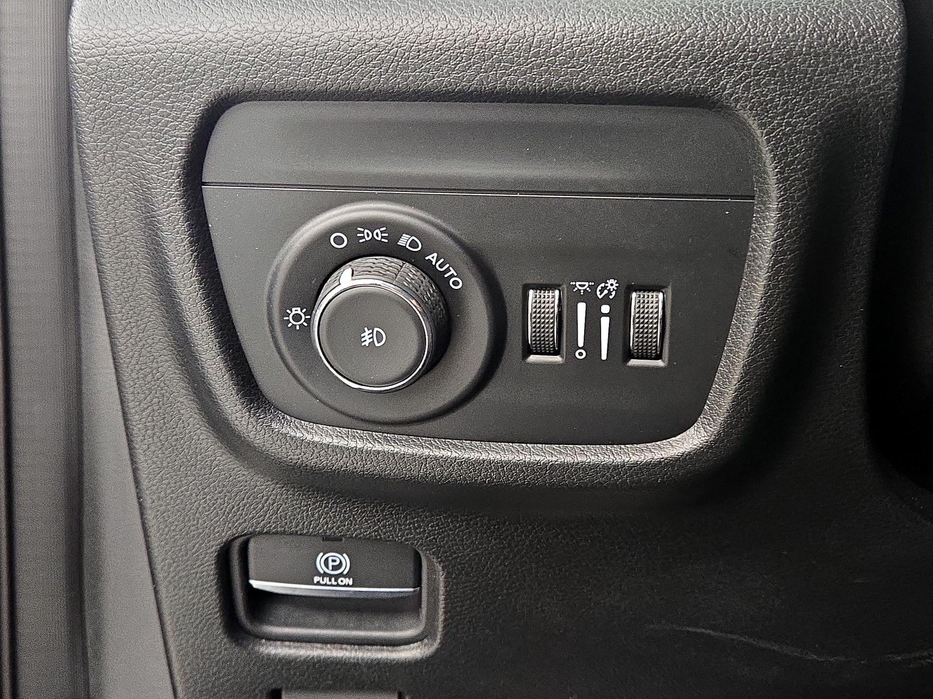 Thumbnail: 2024 Jeep Grand Cherokee L - 13