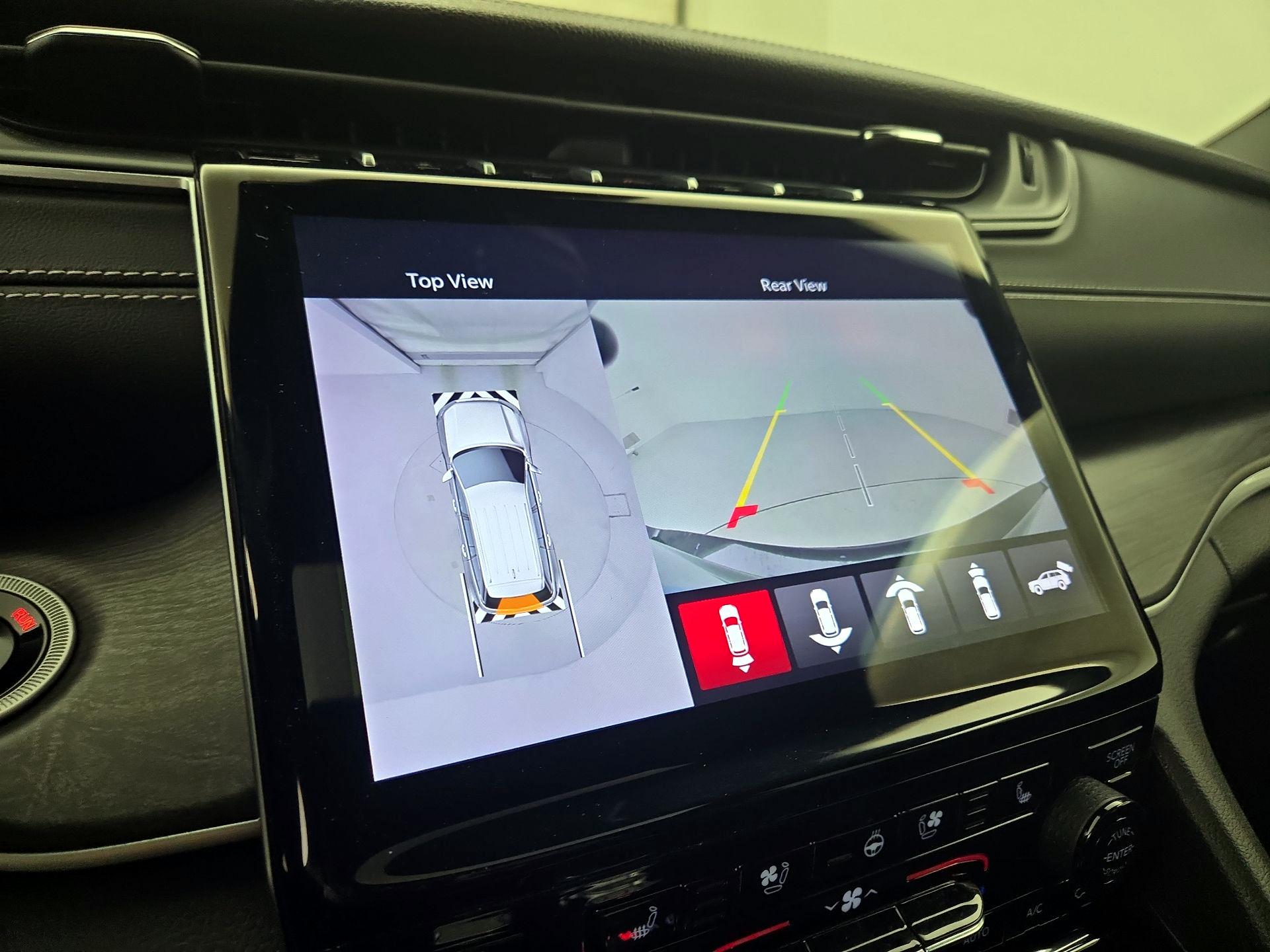 Thumbnail: 2024 Jeep Grand Cherokee L - 15