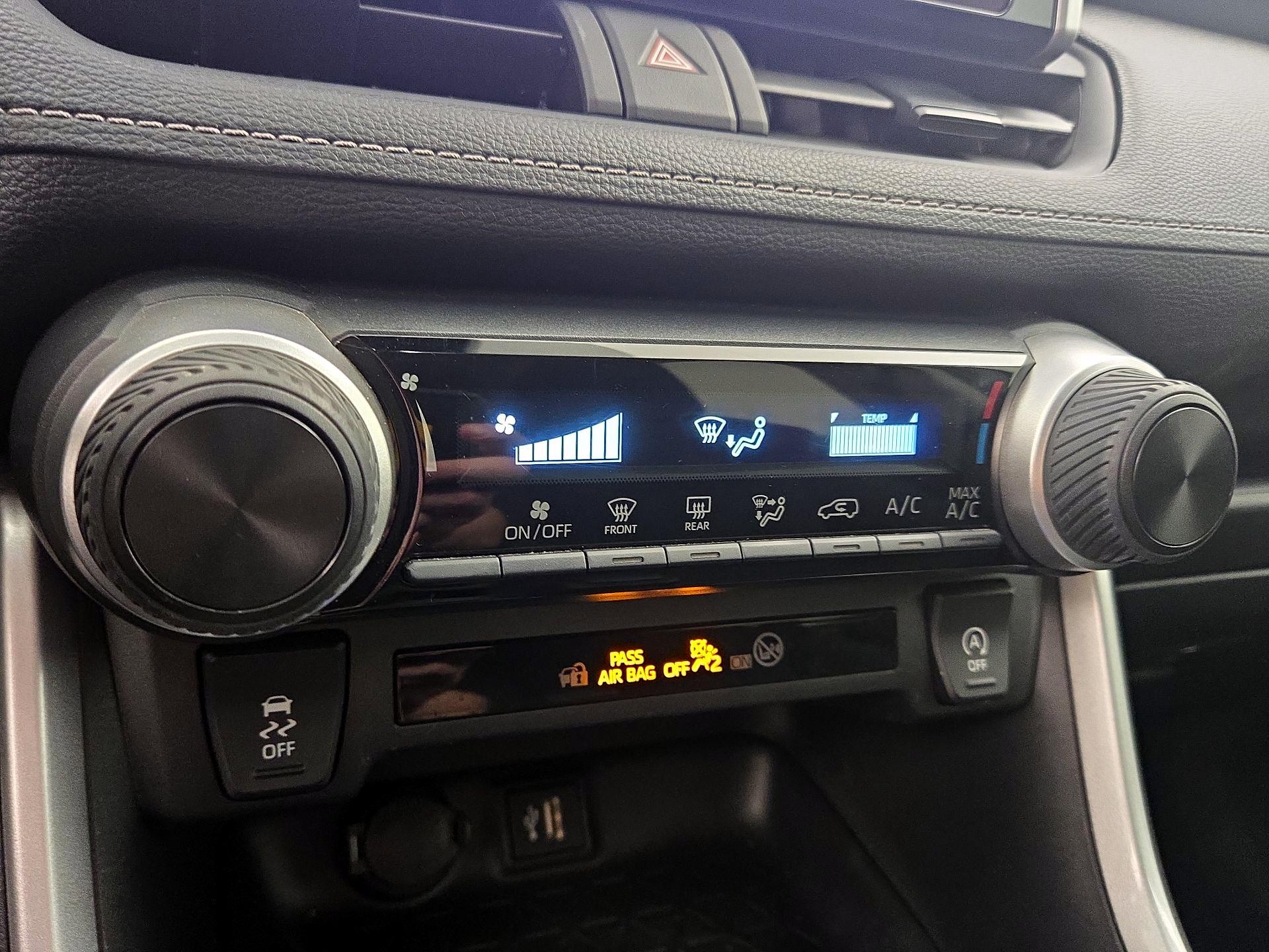 Thumbnail: 2024 Toyota RAV4 - 16