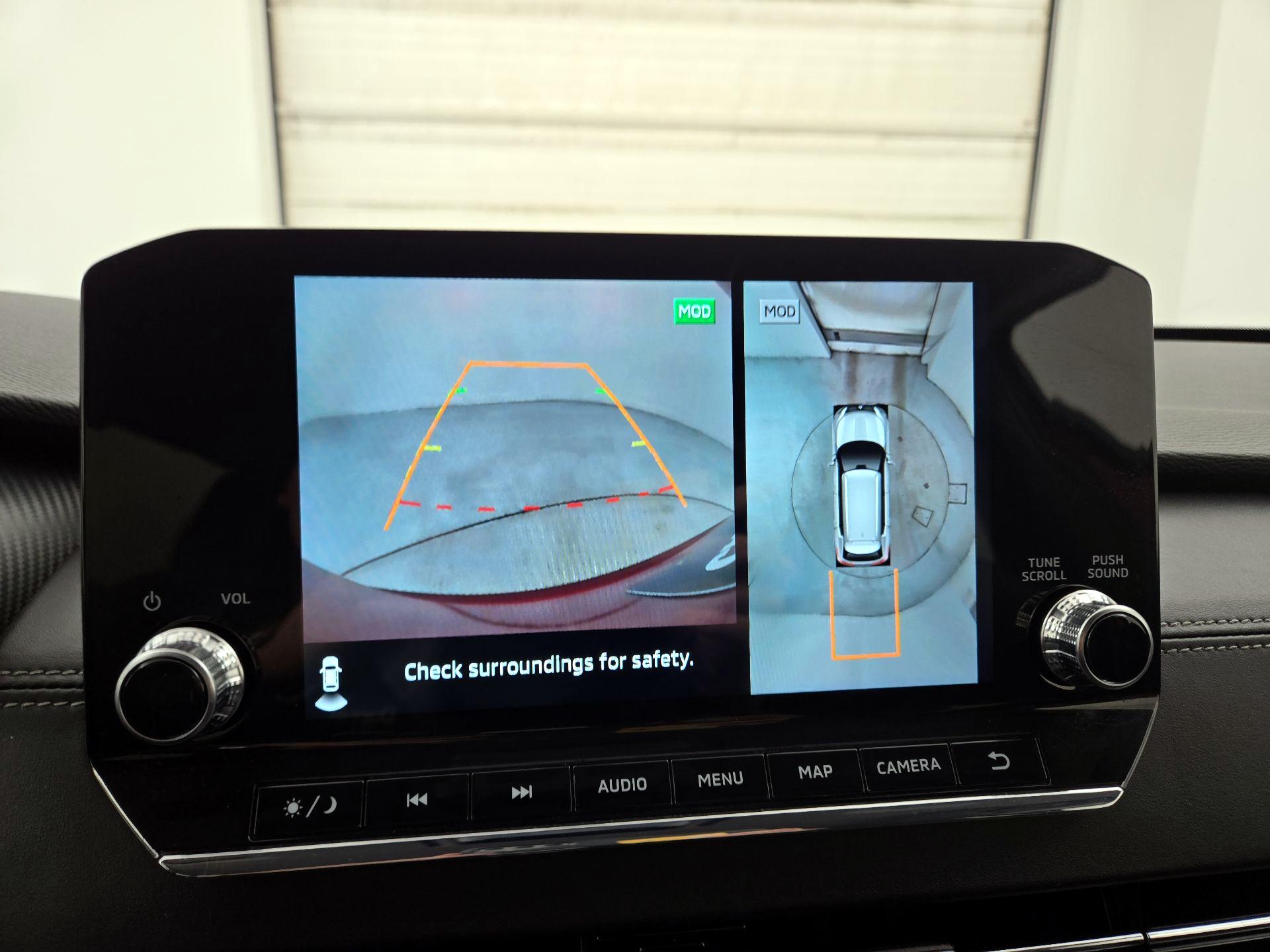 Thumbnail: 2024 Mitsubishi Outlander - 15