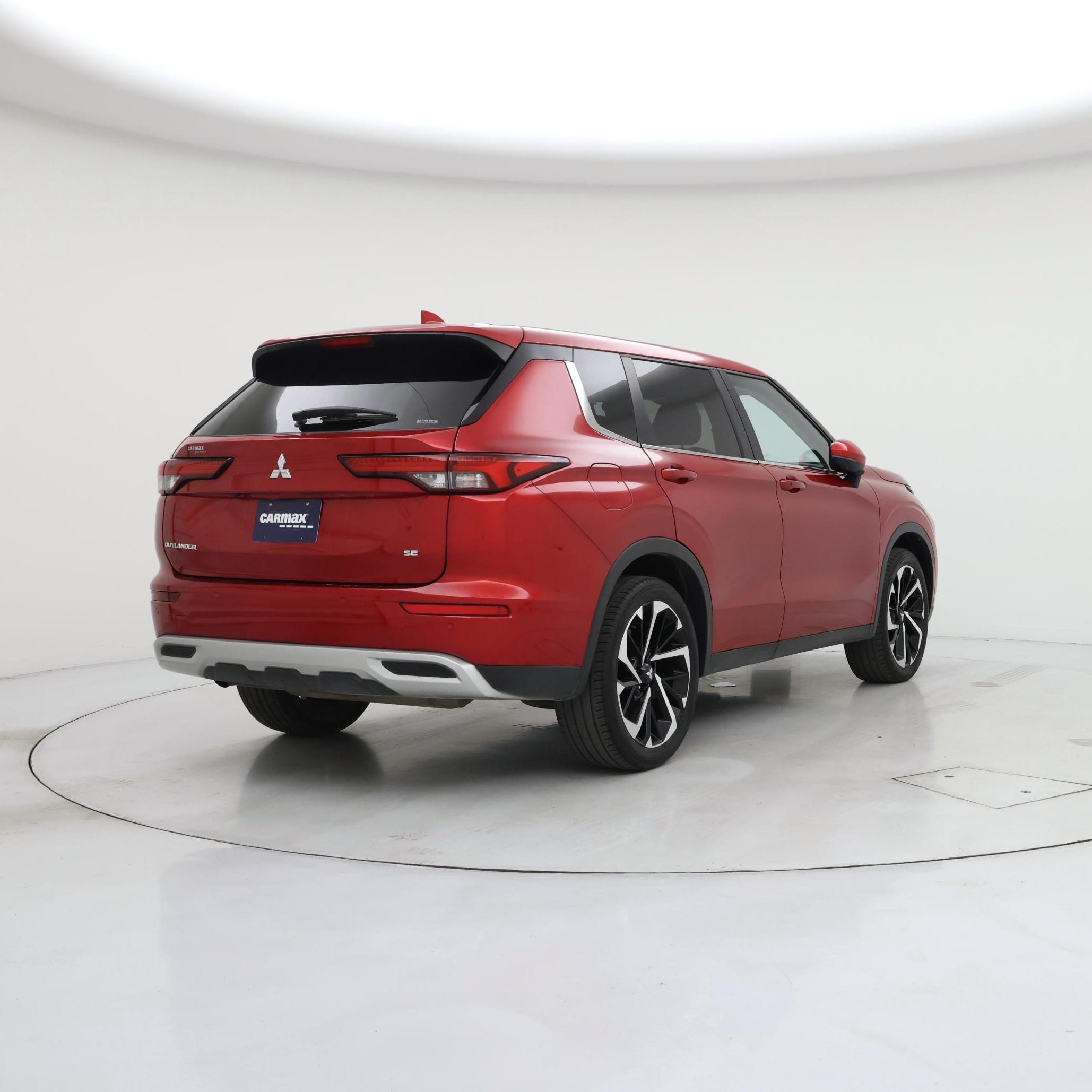 Thumbnail: 2024 Mitsubishi Outlander - 8