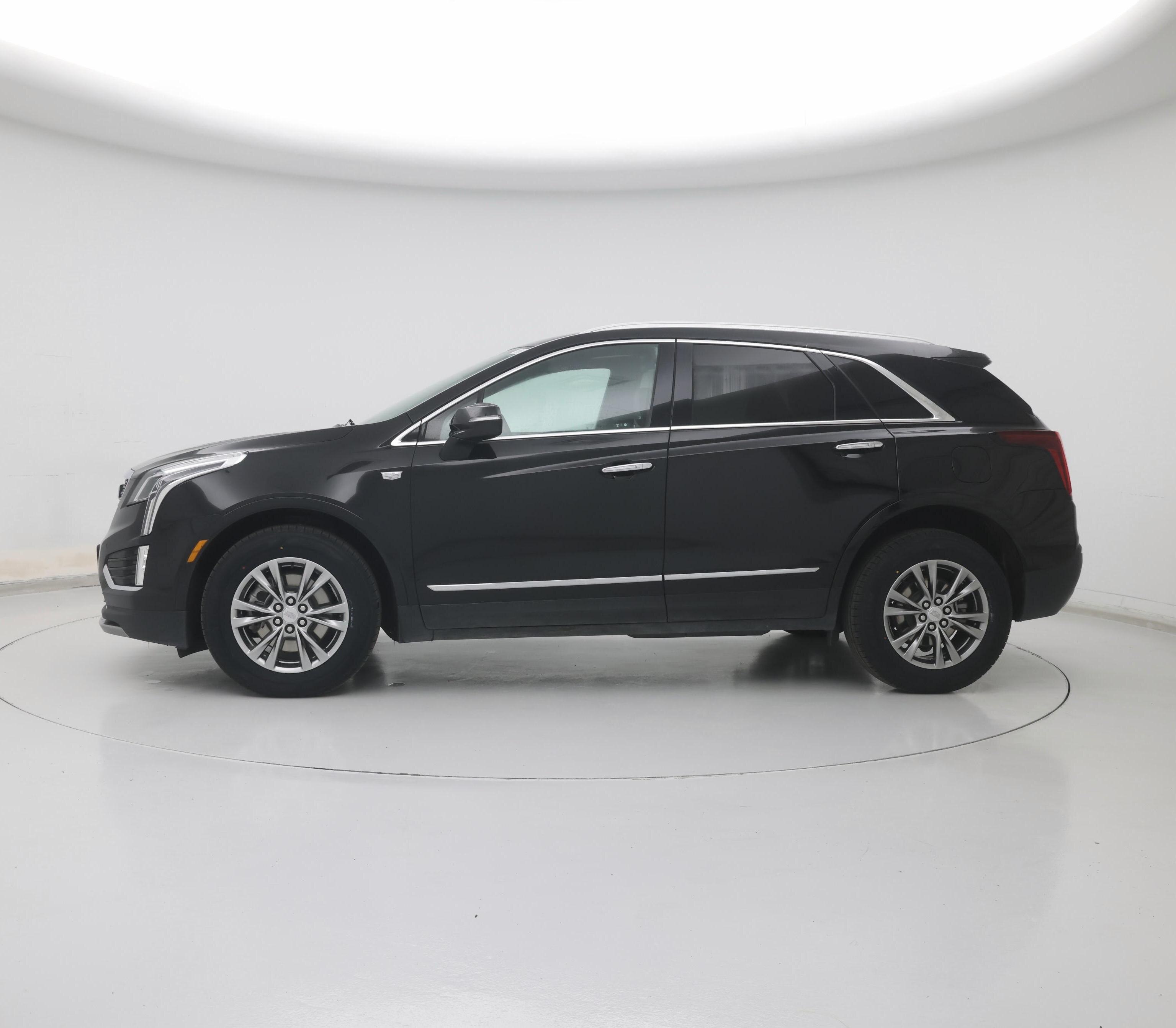 Thumbnail: 2023 Cadillac XT5 - 3