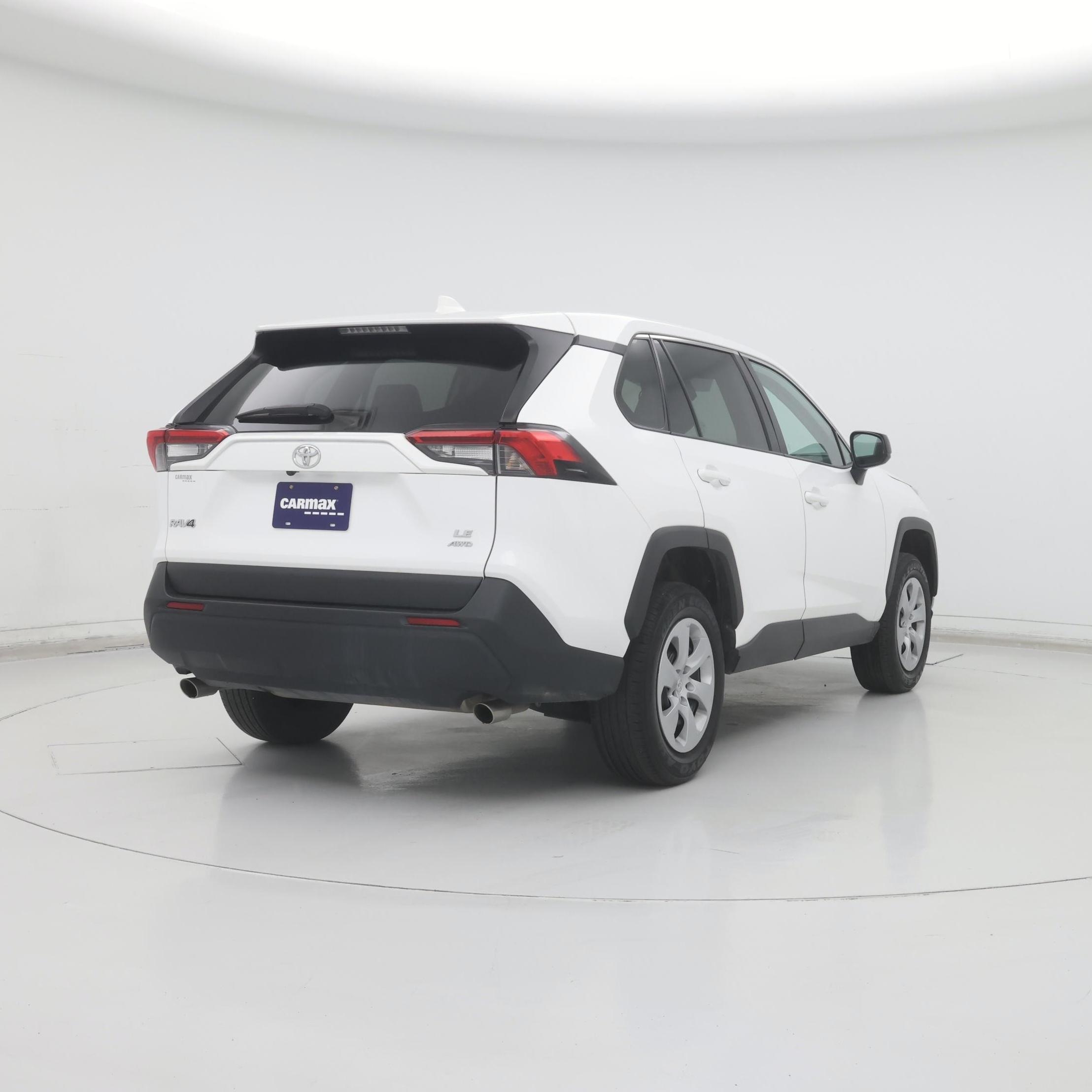 Thumbnail: 2024 Toyota RAV4 - 8