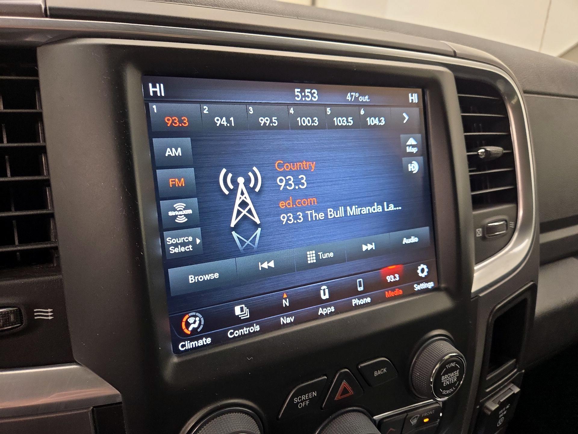 Thumbnail: 2023 RAM 1500 Classic - 16