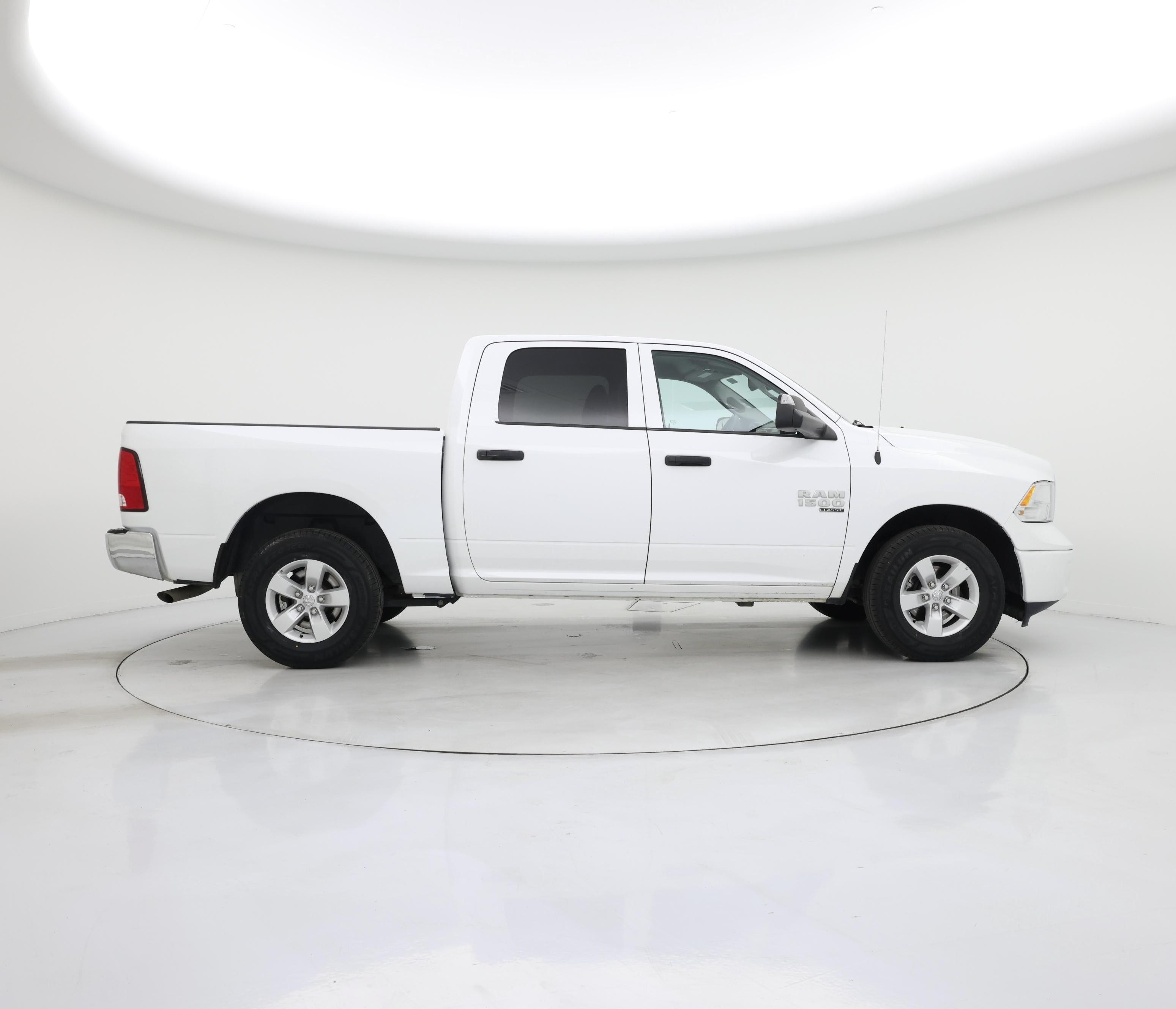 Thumbnail: 2023 RAM 1500 Classic - 7