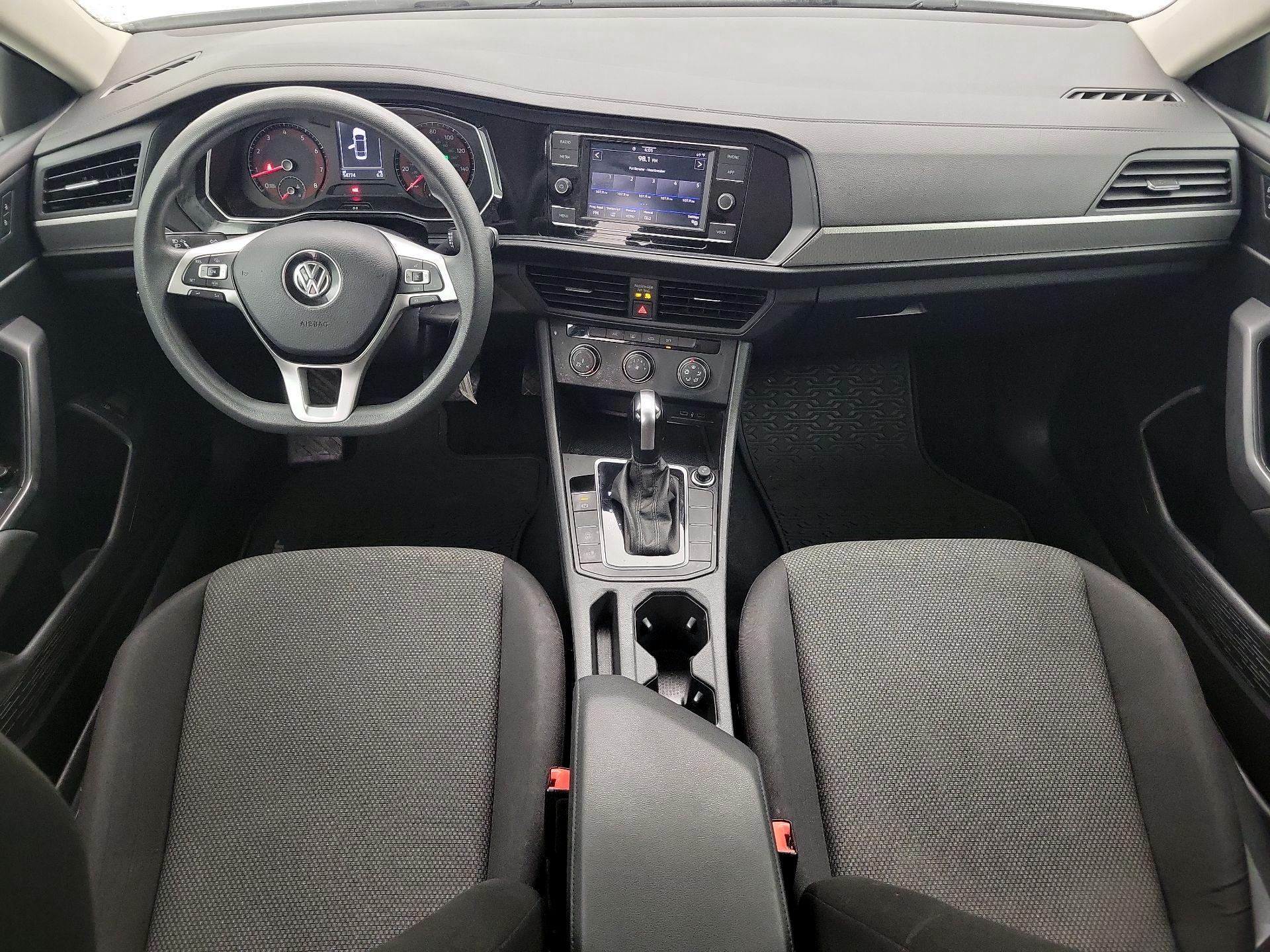 Thumbnail: 2021 Volkswagen Jetta - 9