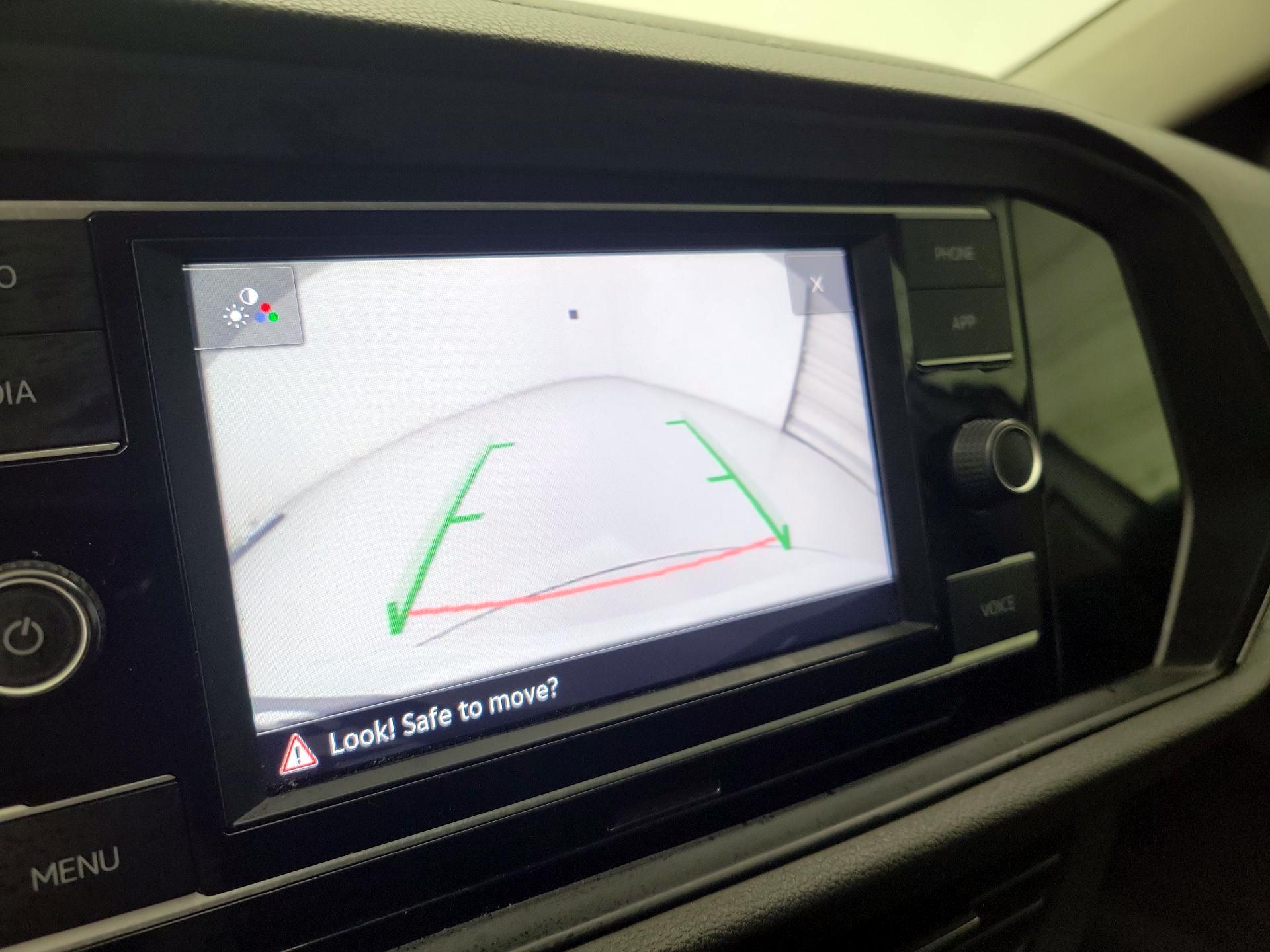 Thumbnail: 2021 Volkswagen Jetta - 14