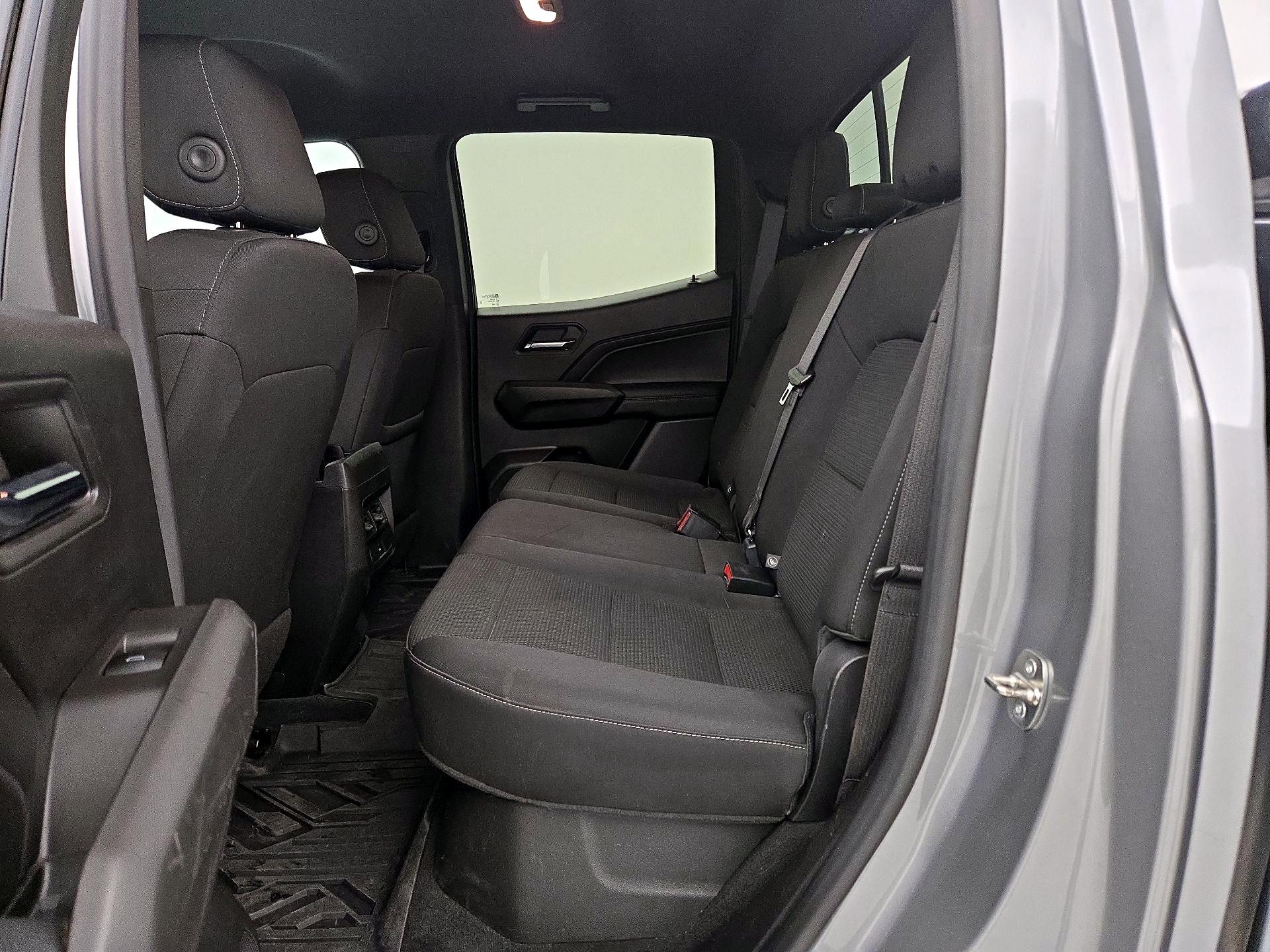 Thumbnail: 2023 Chevrolet Colorado - 19