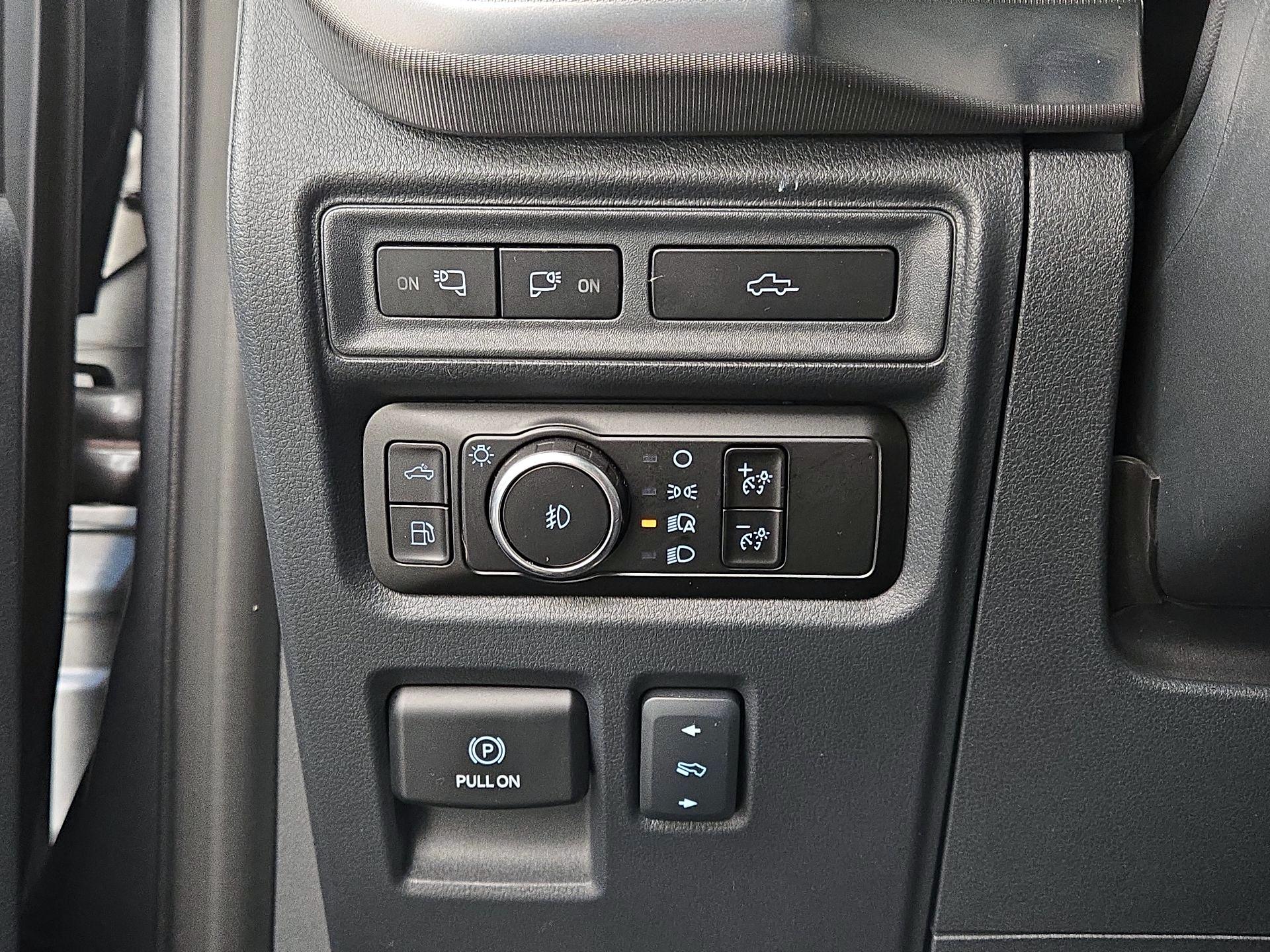 Thumbnail: 2023 Ford F-150 - 13