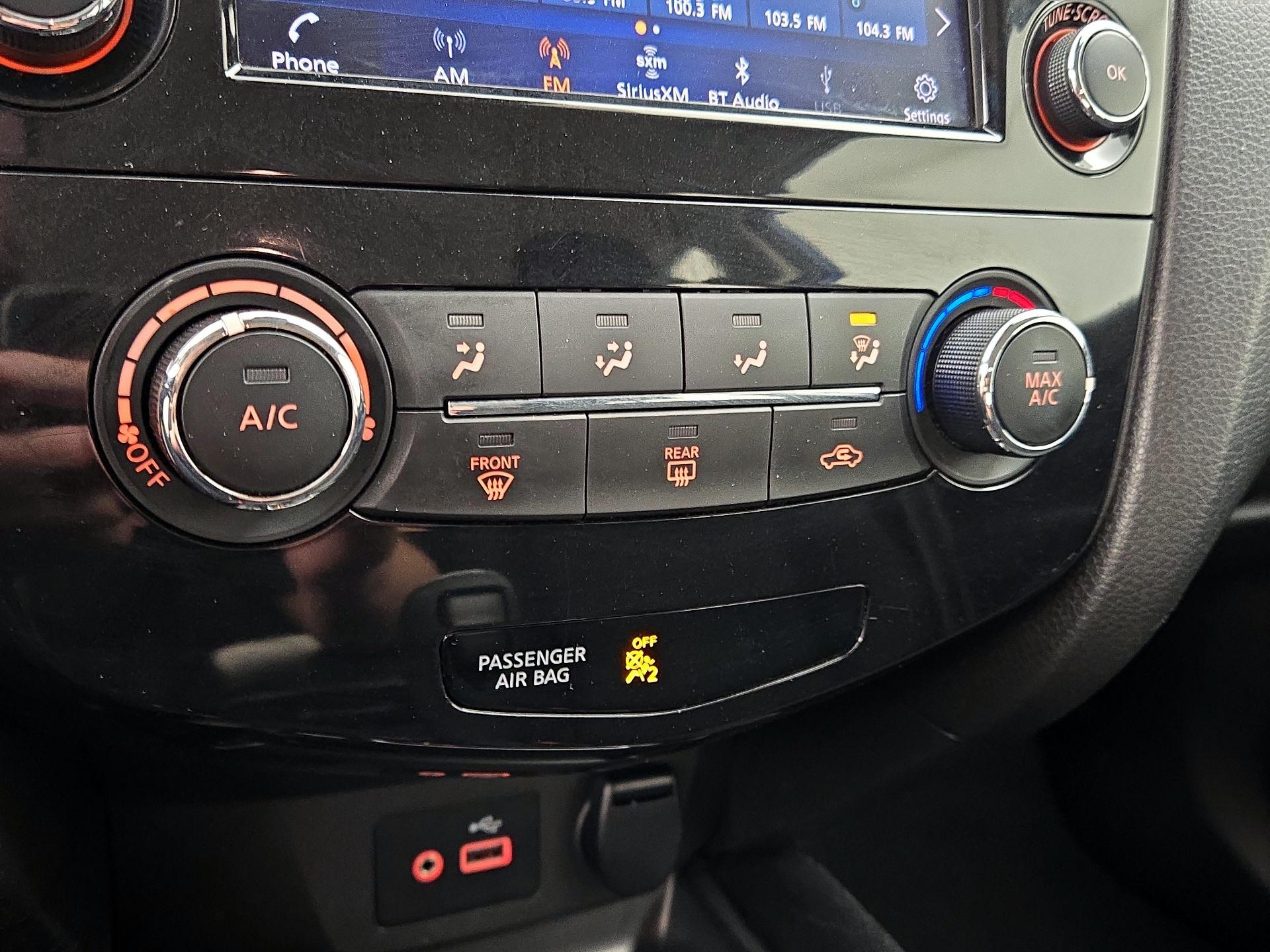 Thumbnail: 2022 Nissan Rogue Sport - 16