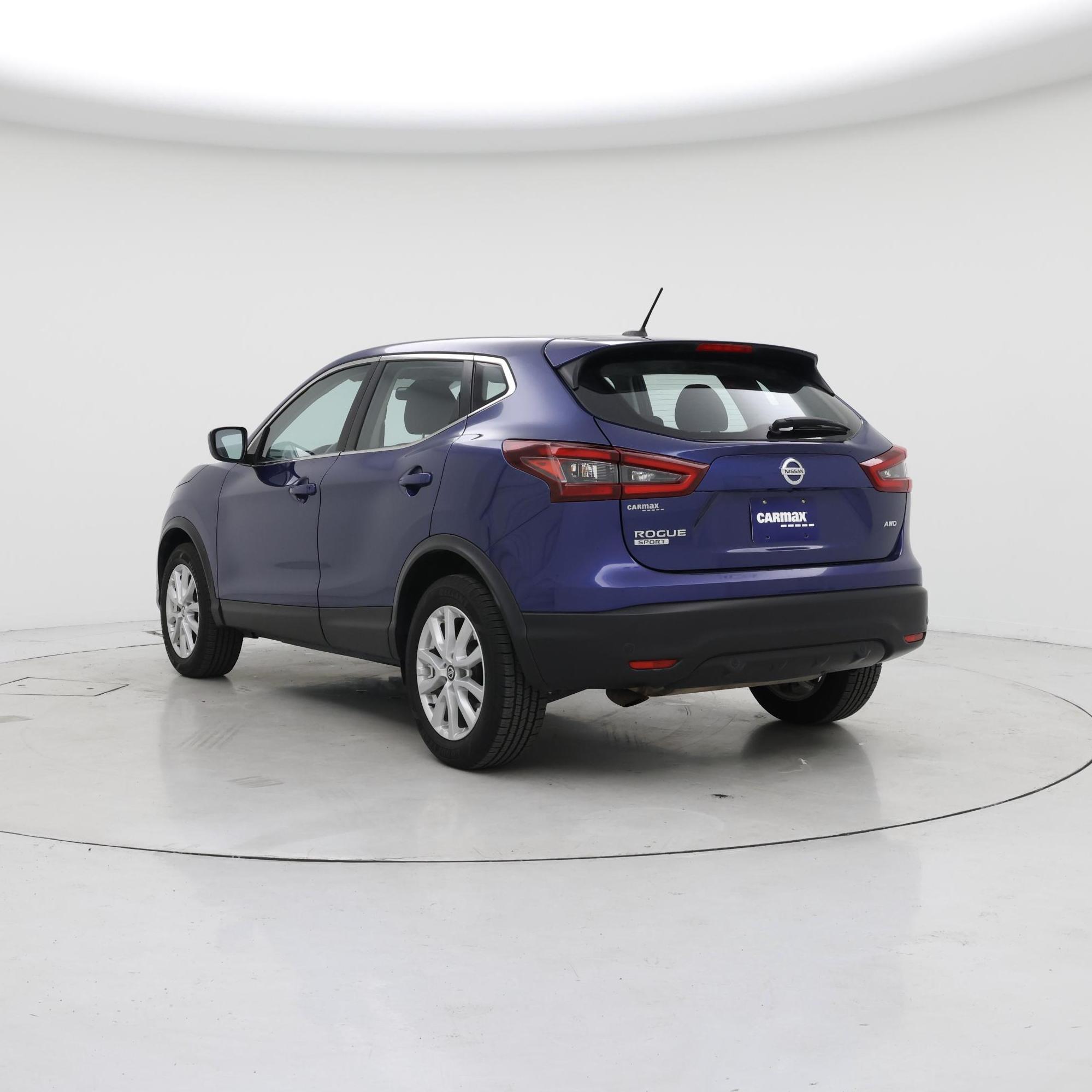 Thumbnail: 2022 Nissan Rogue Sport - 2