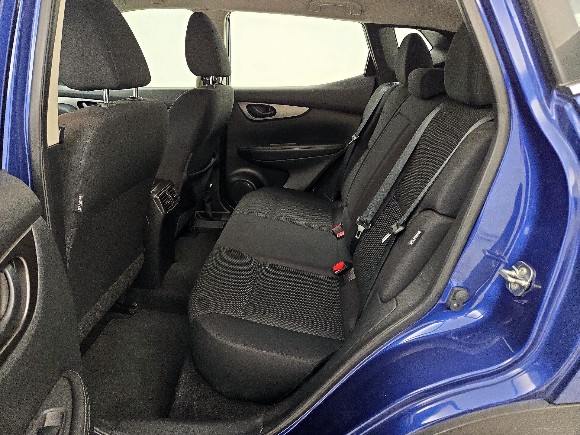 Thumbnail: 2022 Nissan Rogue Sport - 19