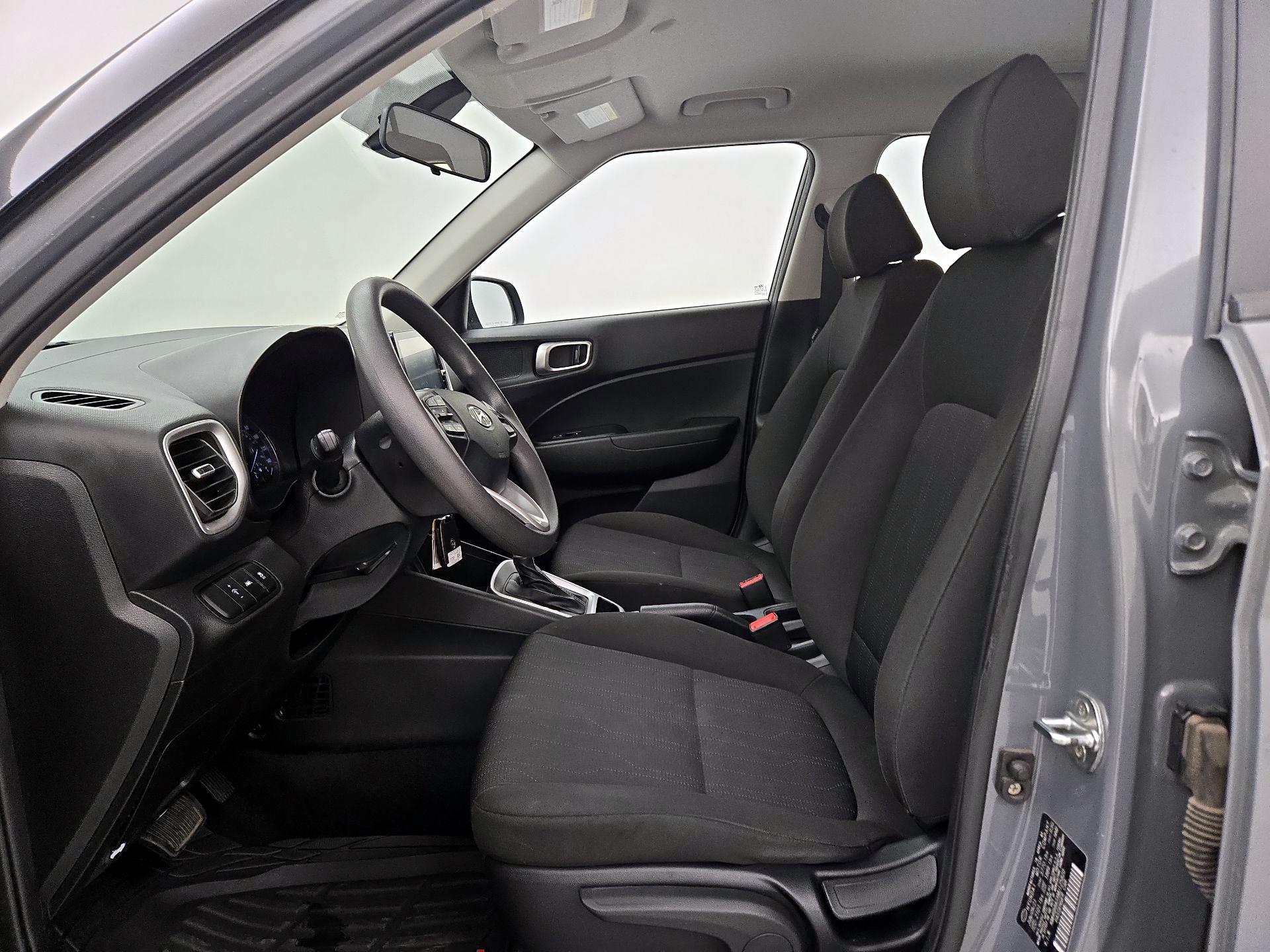 Thumbnail: 2021 Hyundai Venue - 11