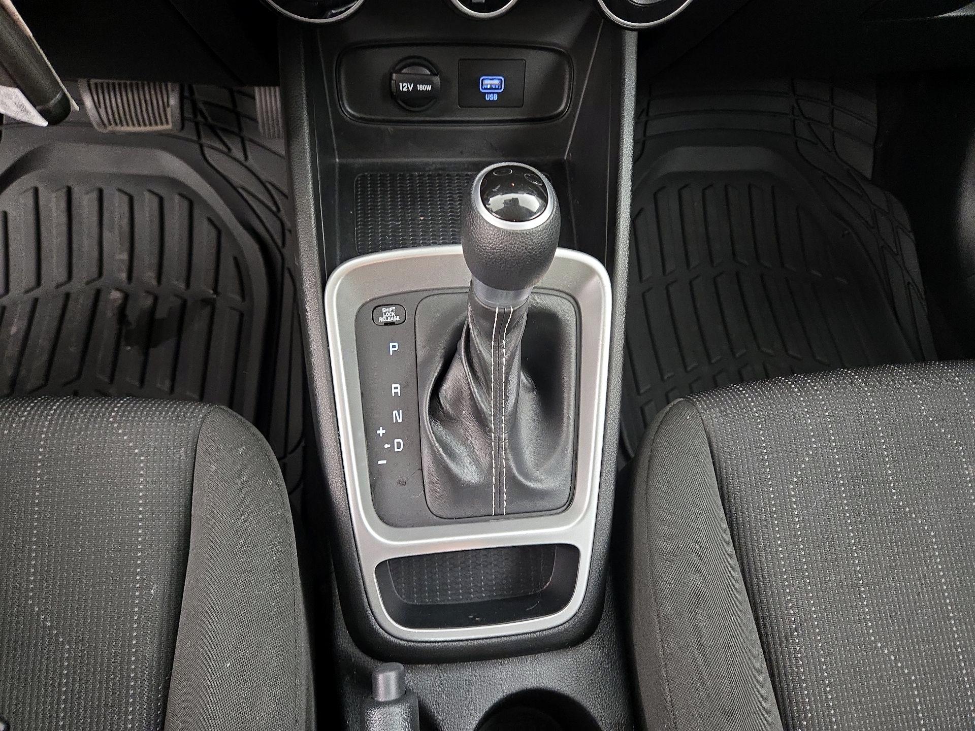 Thumbnail: 2021 Hyundai Venue - 17