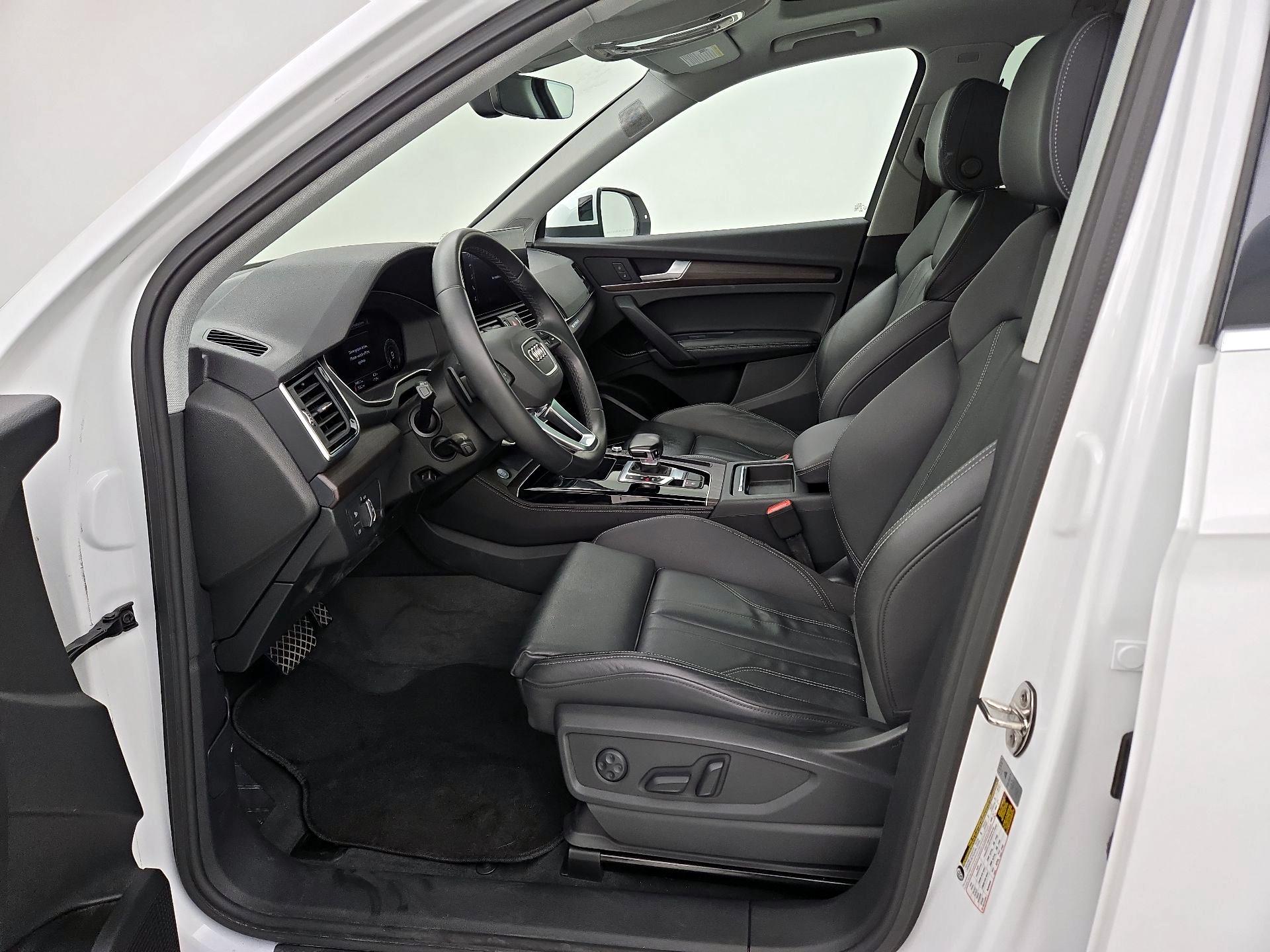 Thumbnail: 2022 Audi Q5 - 11