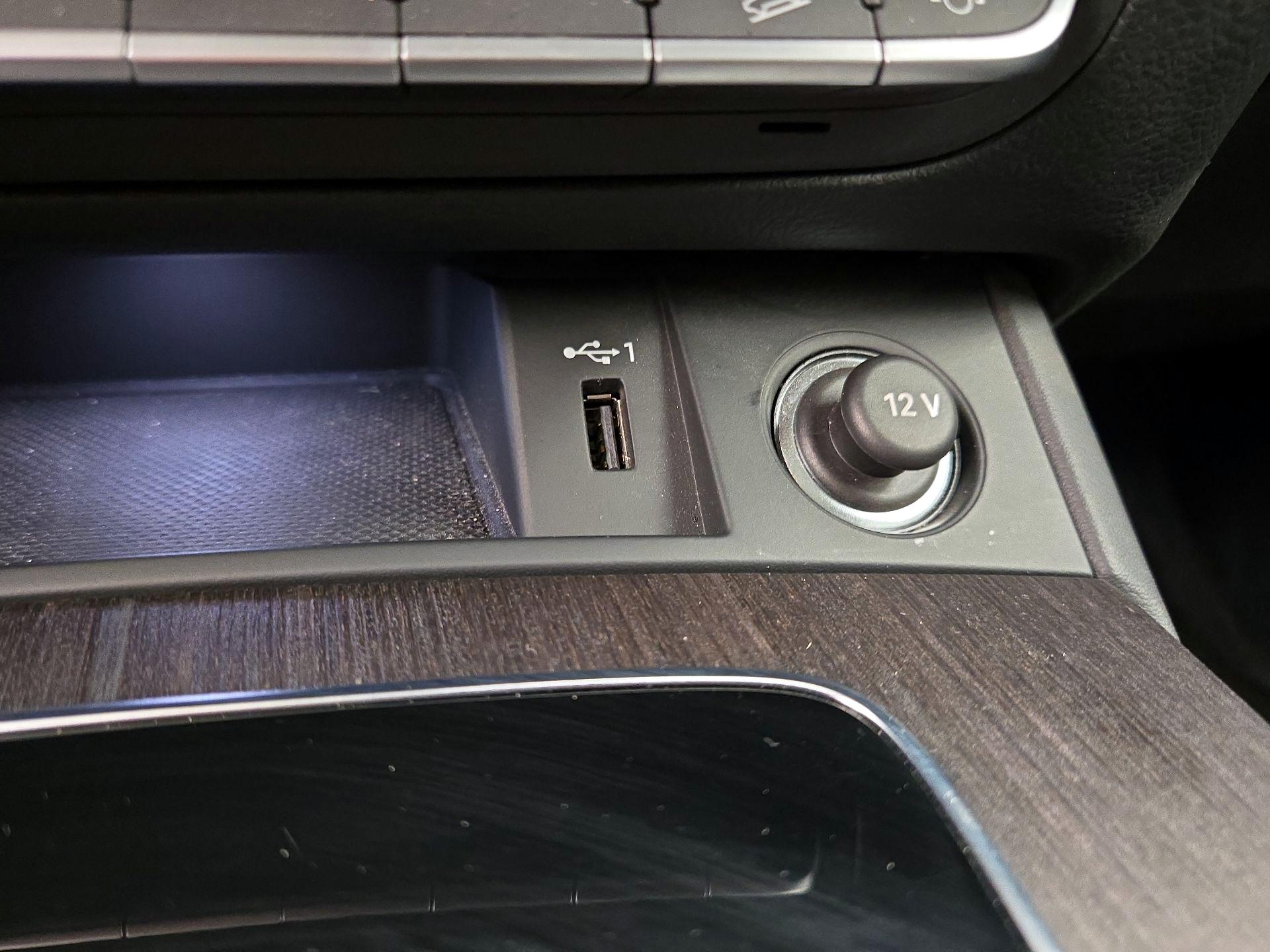 Thumbnail: 2022 Audi Q5 - 18