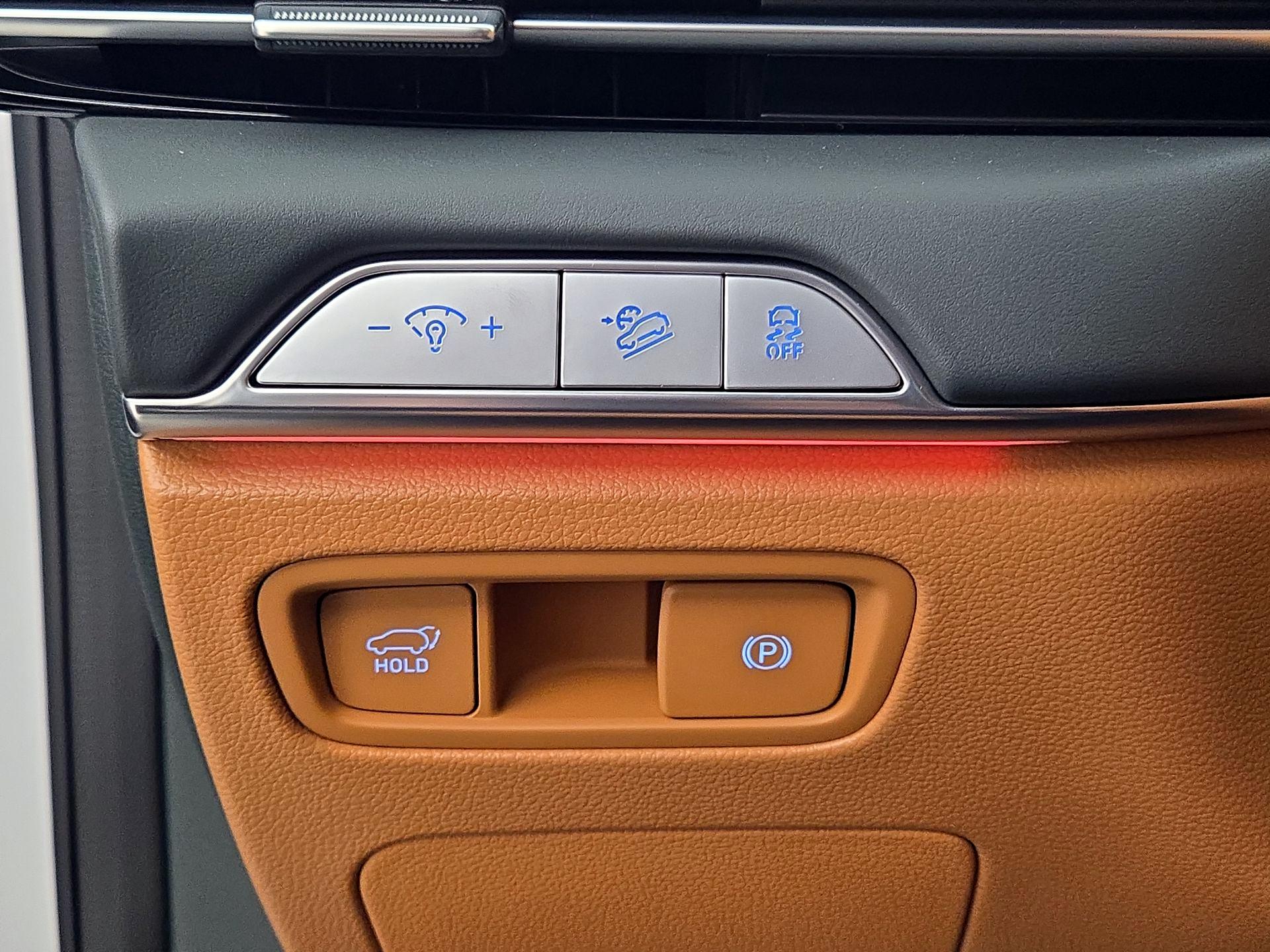 Thumbnail: 2025 Genesis GV80 - 13