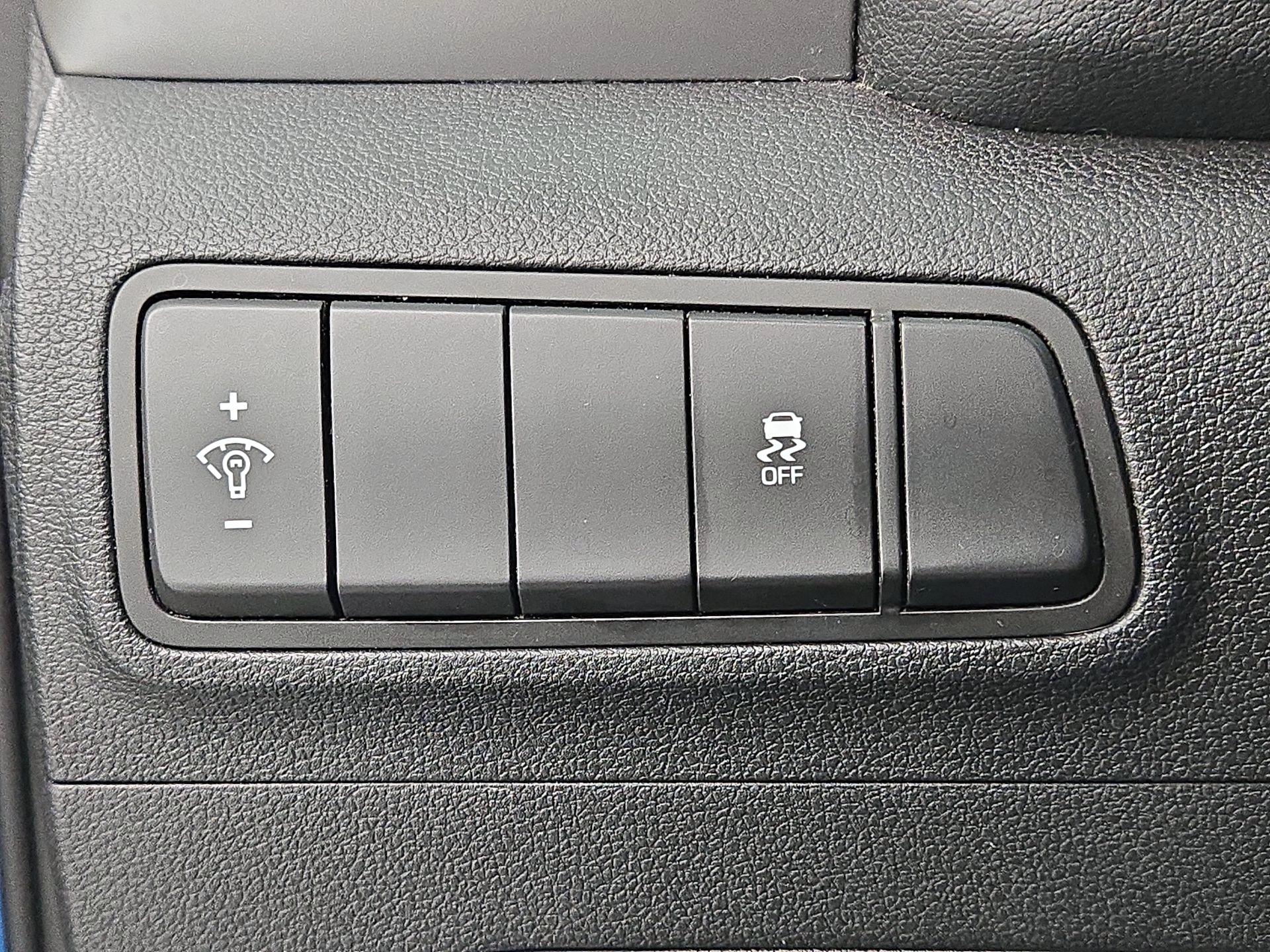 Thumbnail: 2018 Hyundai Tucson - 13