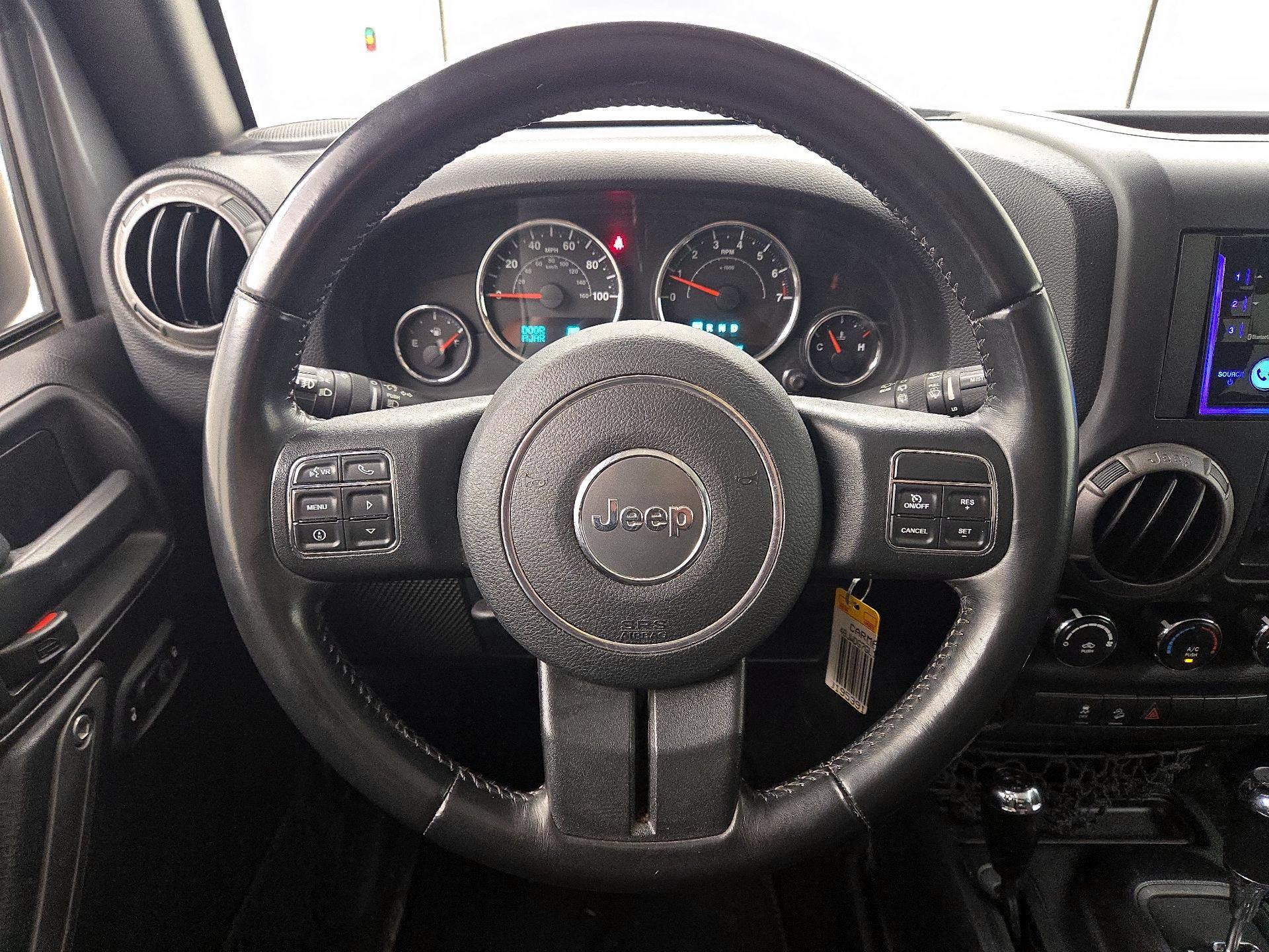 Thumbnail: 2016 Jeep Wrangler - 10