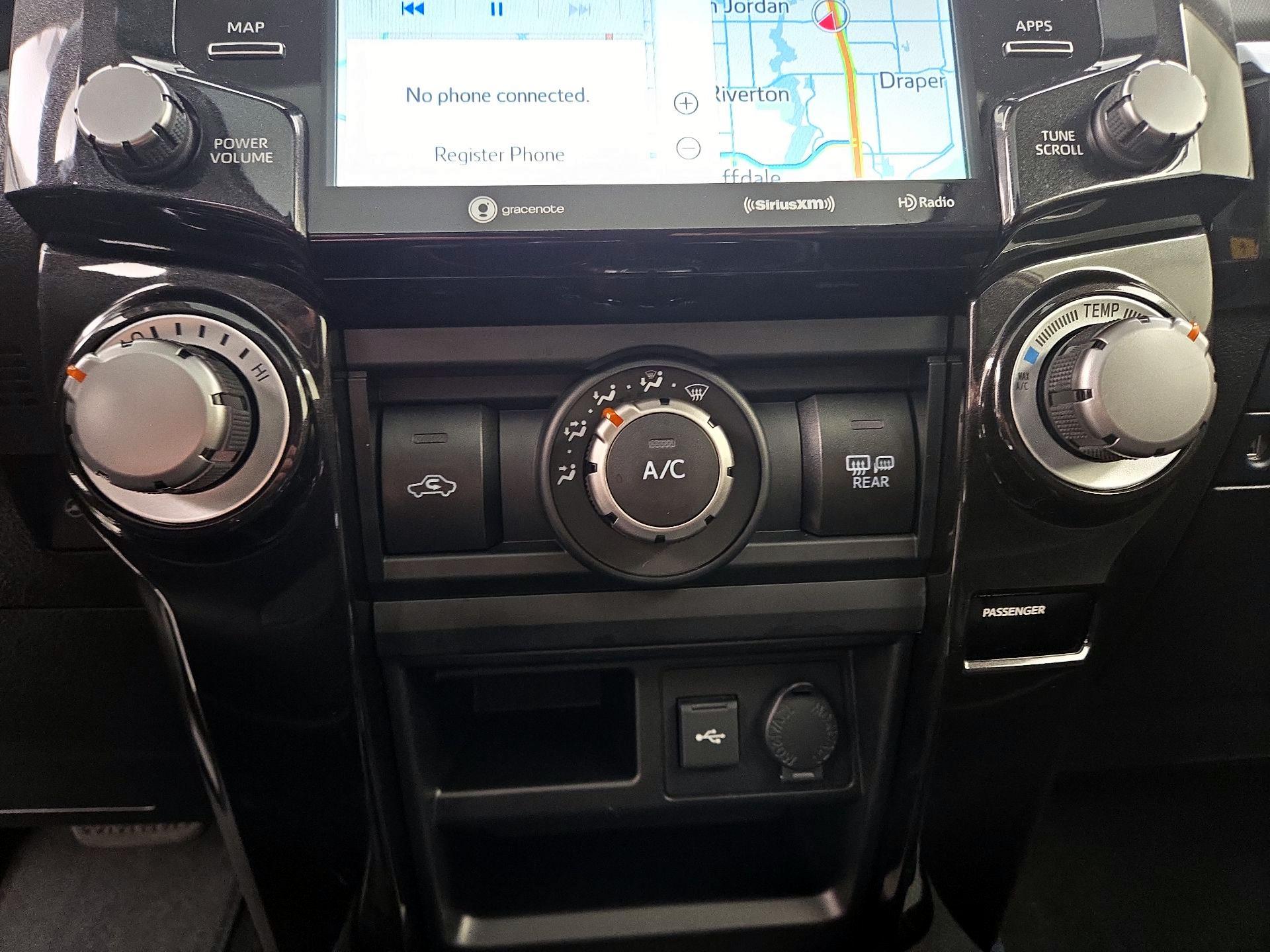 Thumbnail: 2024 Toyota 4Runner - 17