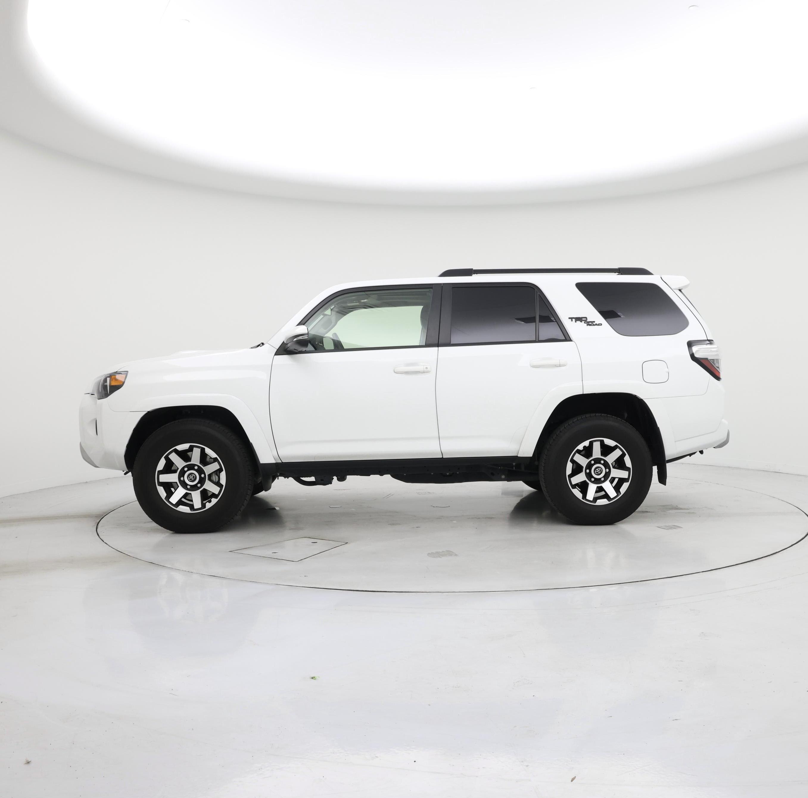 Thumbnail: 2024 Toyota 4Runner - 3