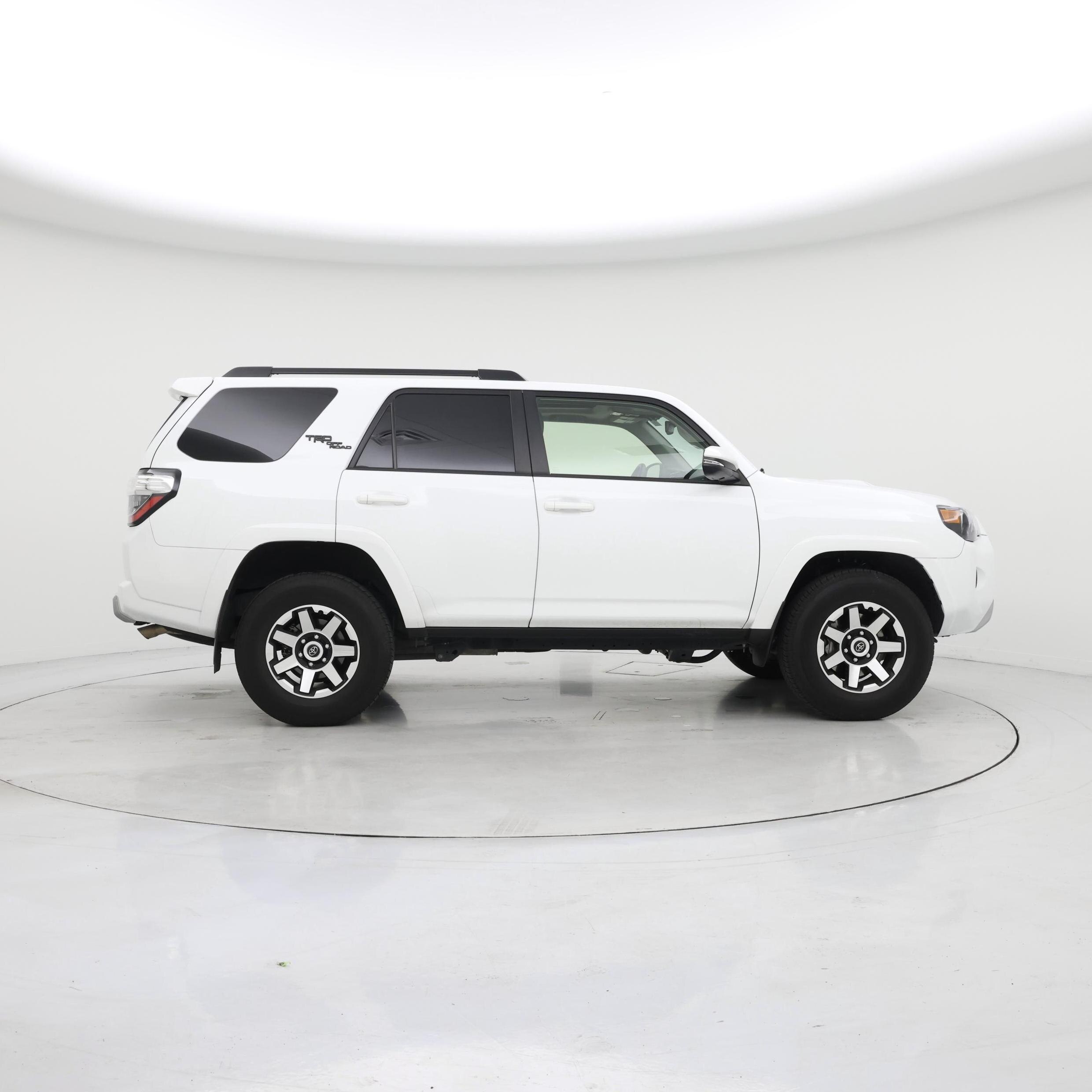 Thumbnail: 2024 Toyota 4Runner - 7