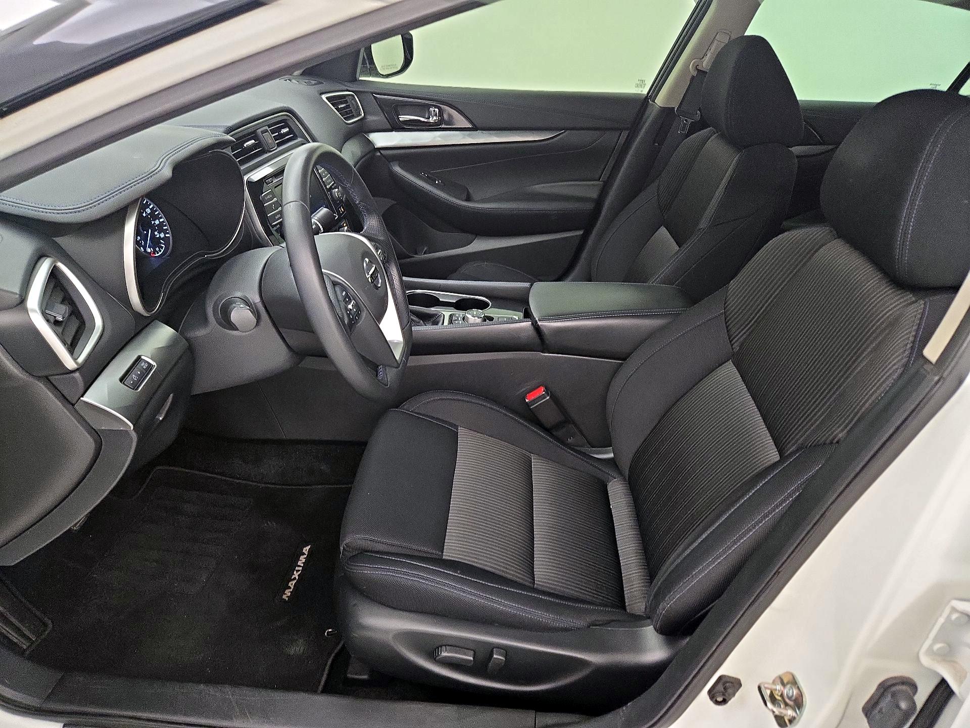 Thumbnail: 2019 Nissan Maxima - 11