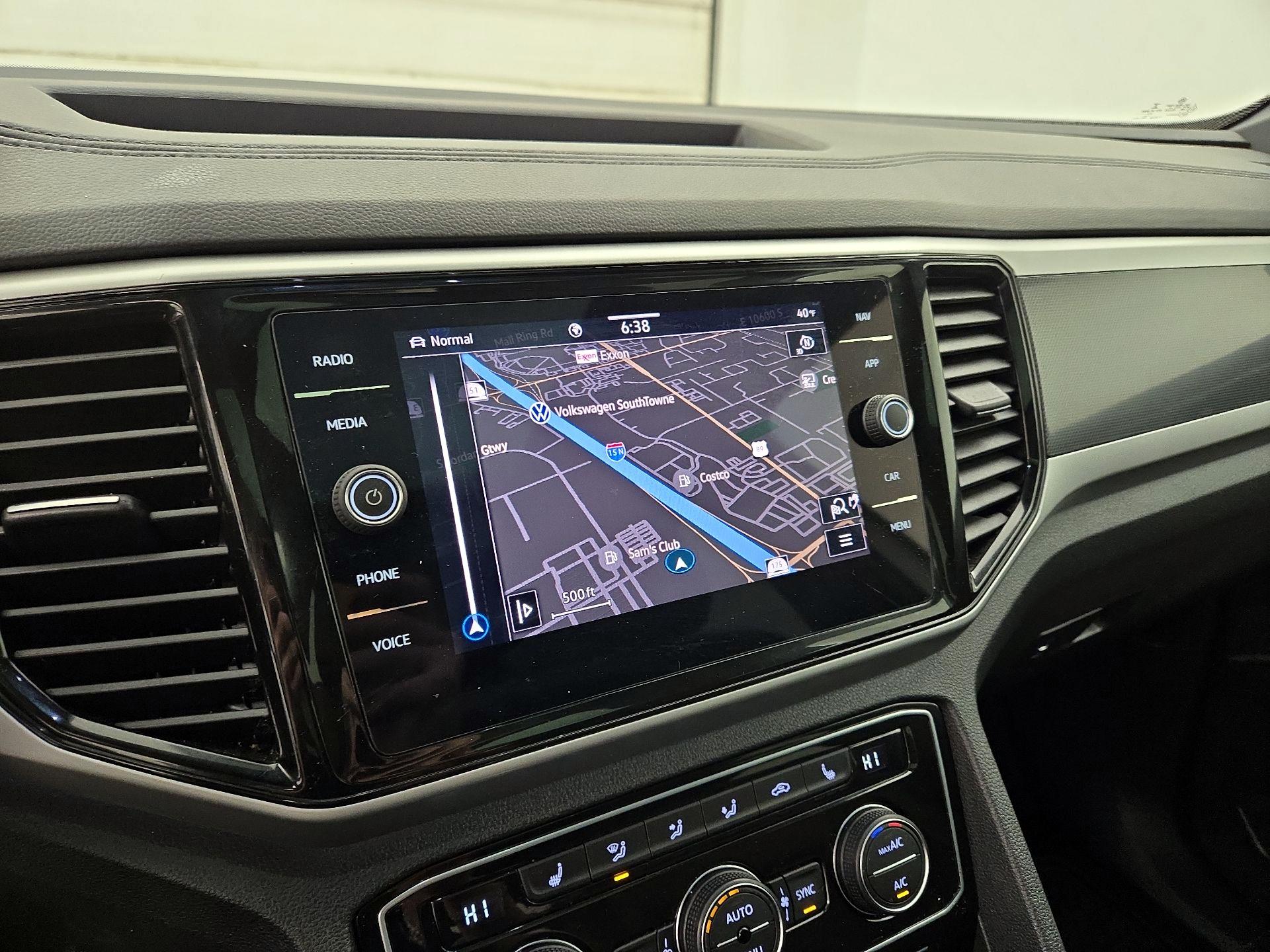 Thumbnail: 2023 Volkswagen Atlas - 14