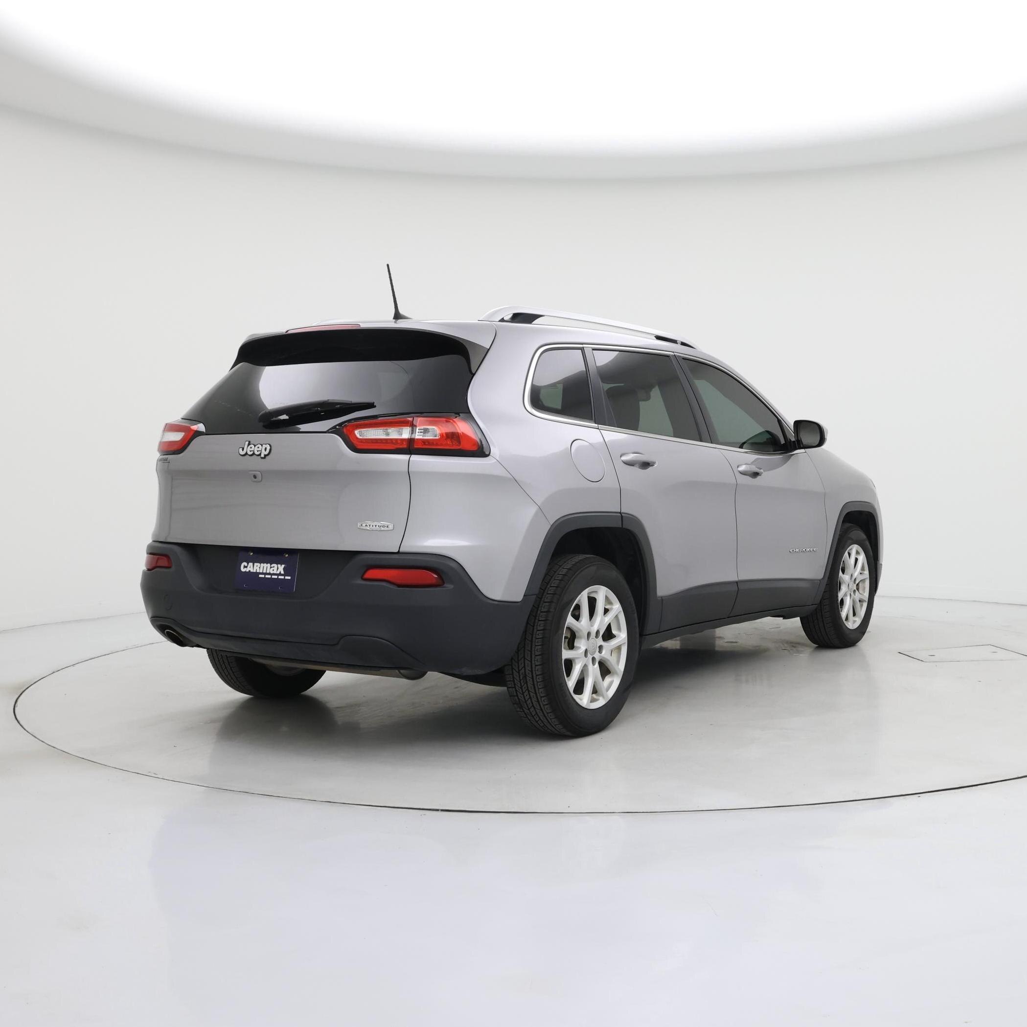 Thumbnail: 2017 Jeep Cherokee - 8