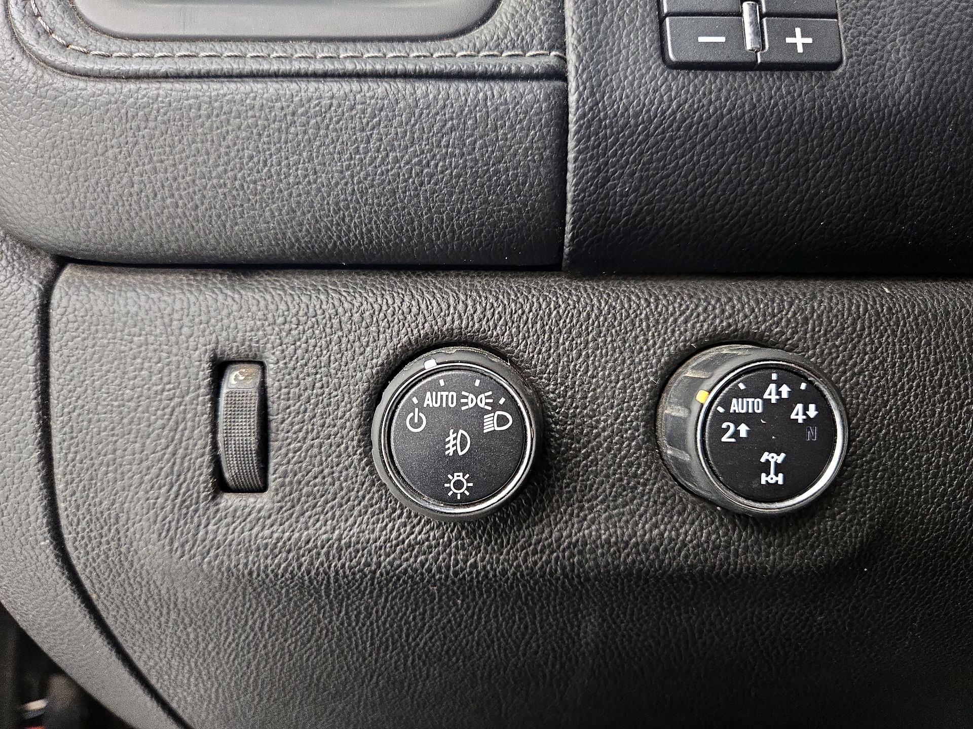 Thumbnail: 2016 GMC Canyon - 13