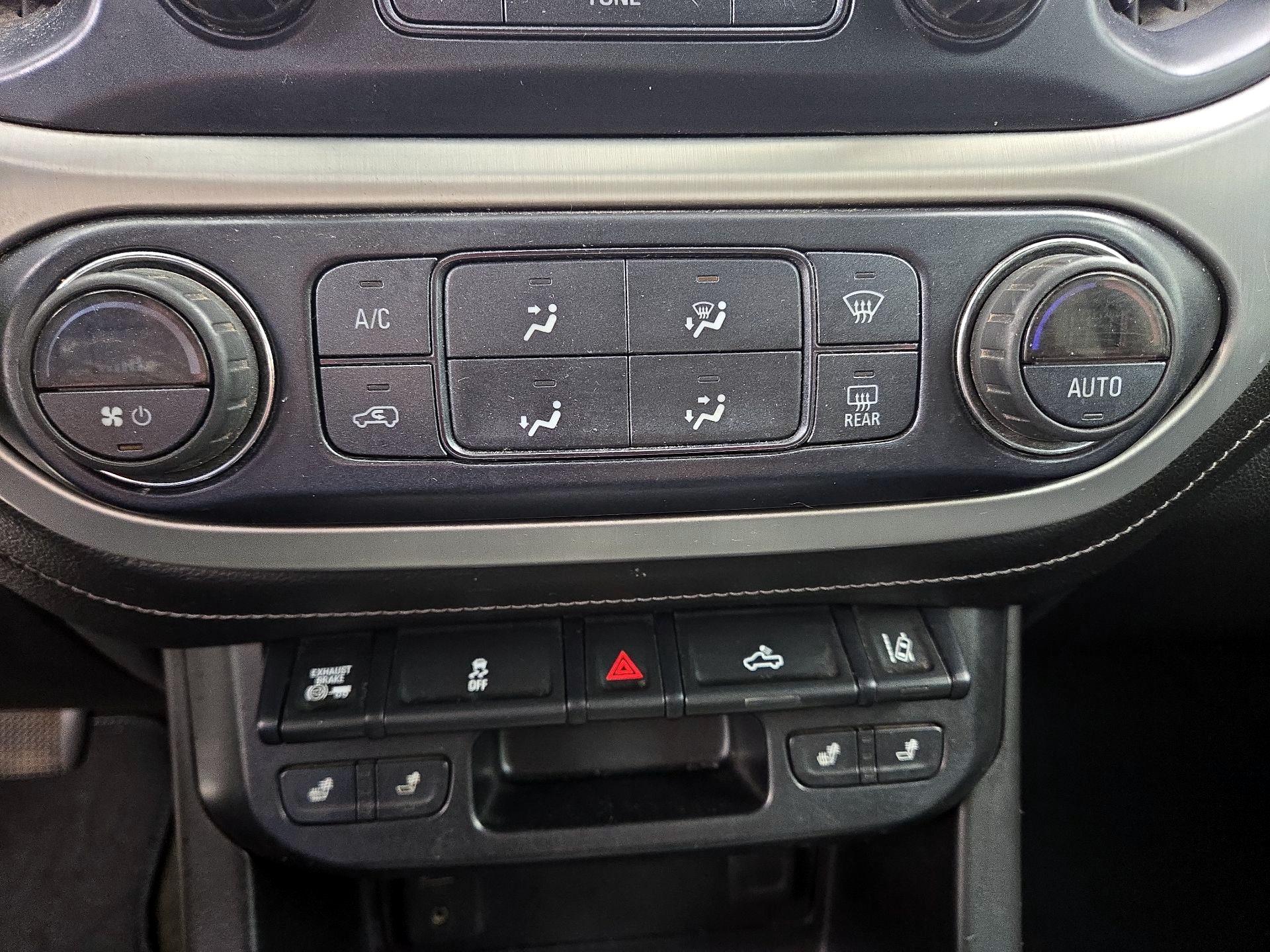 Thumbnail: 2016 GMC Canyon - 17