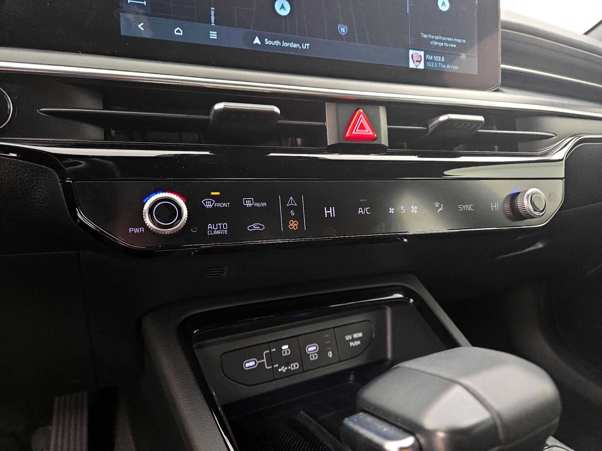 Thumbnail: 2025 Kia K5 - 17