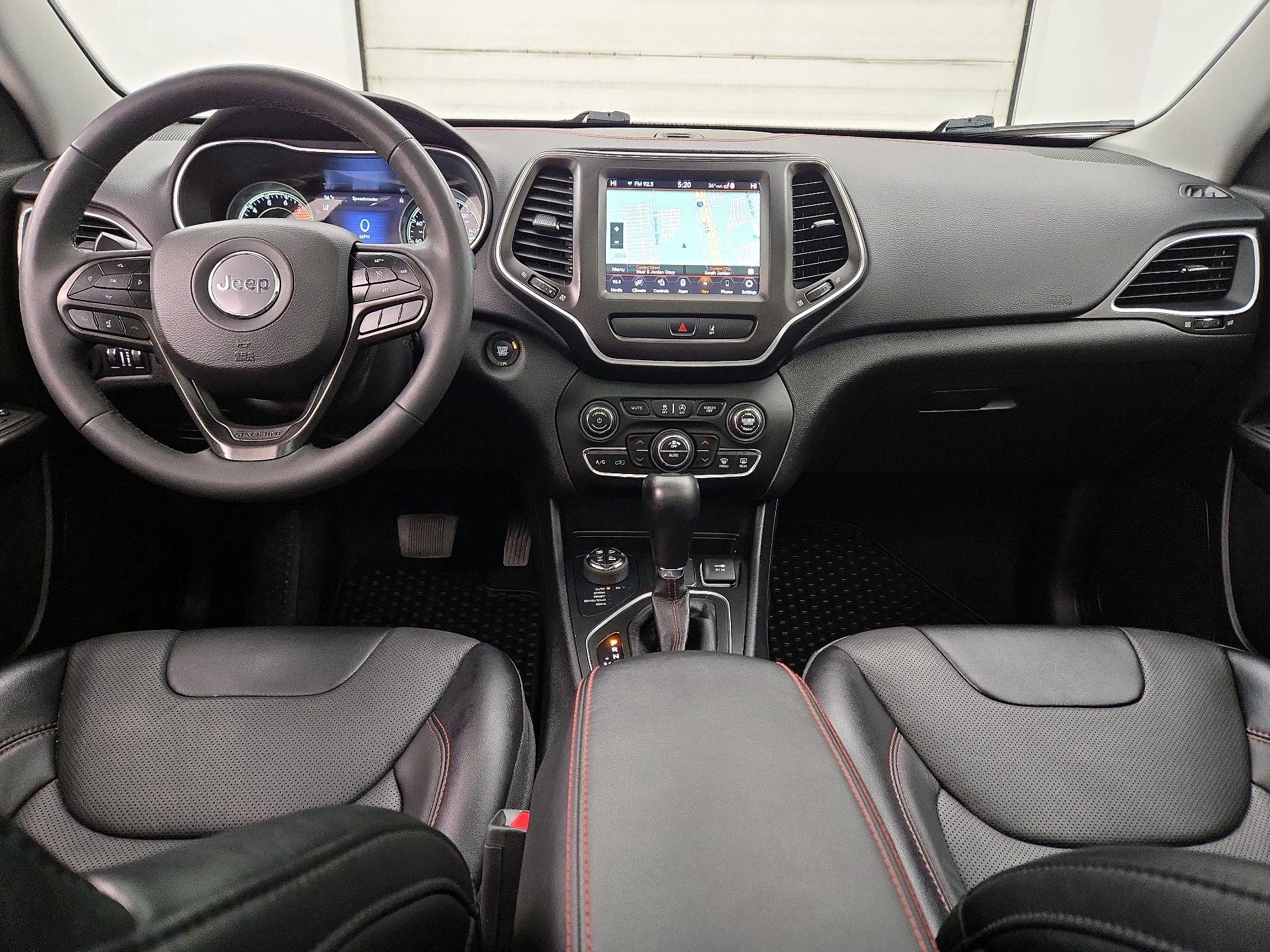 Thumbnail: 2022 Jeep Cherokee - 9