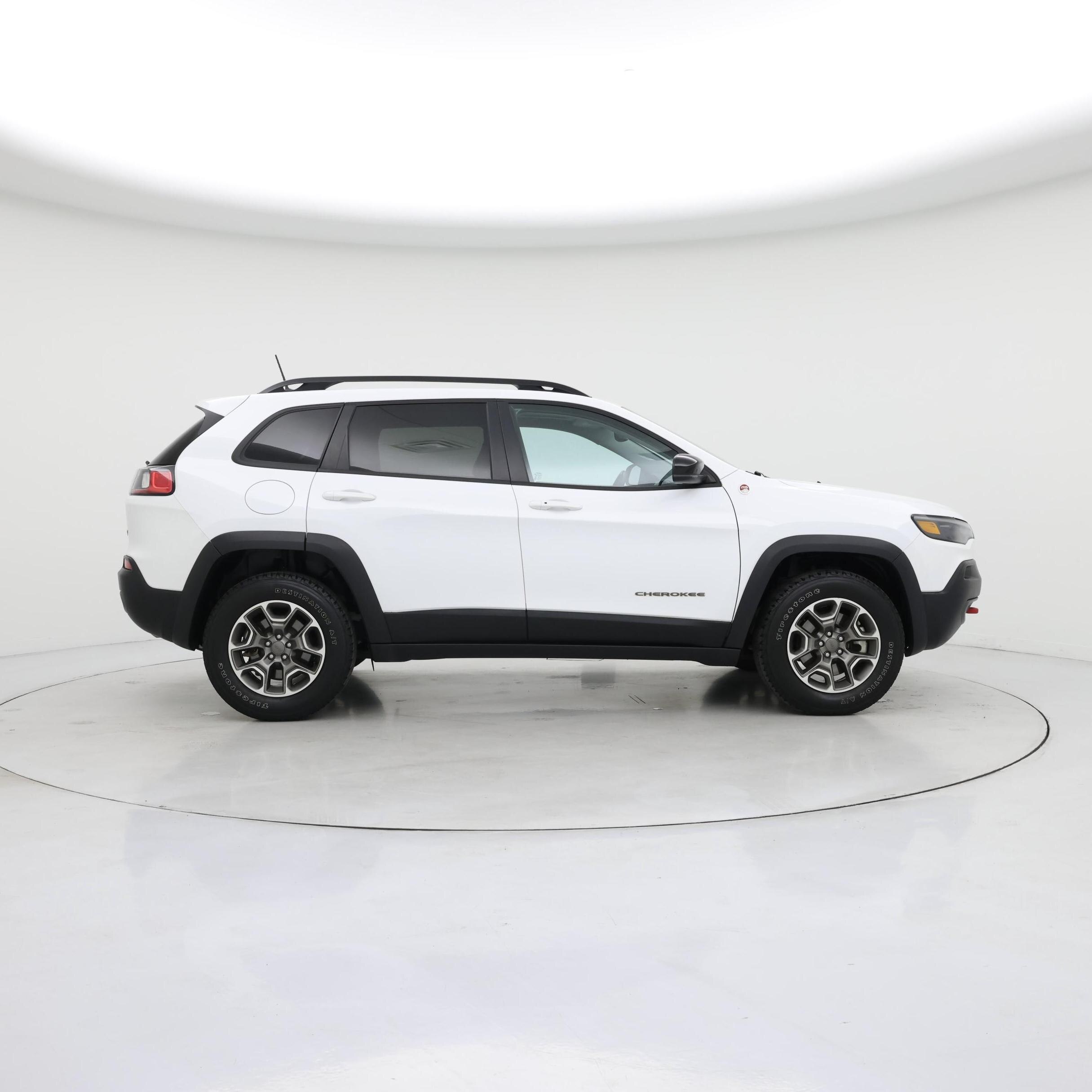 Thumbnail: 2022 Jeep Cherokee - 7