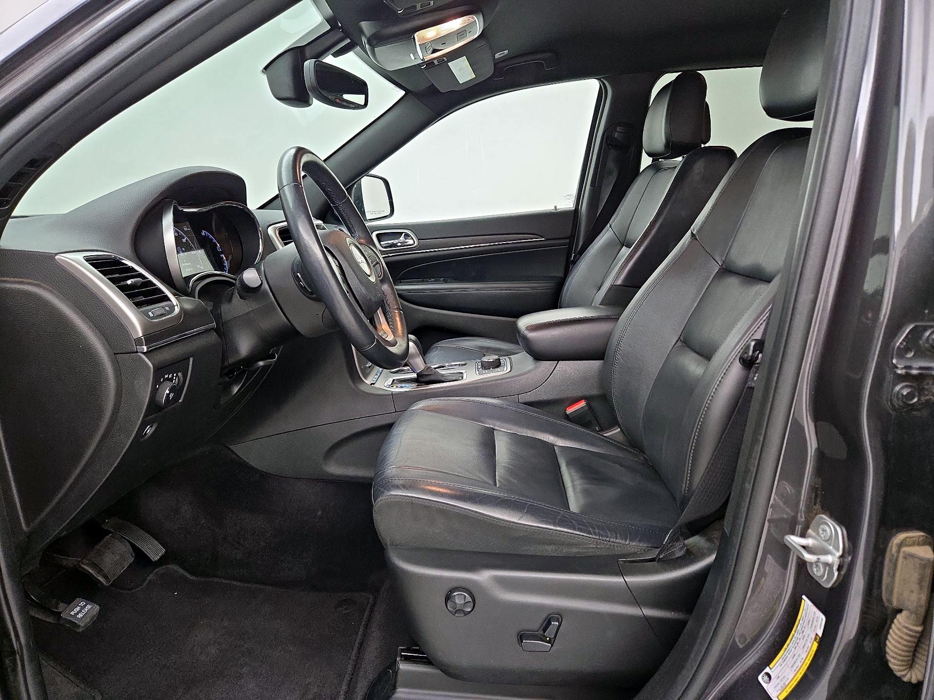 Thumbnail: 2018 Jeep Grand Cherokee - 11