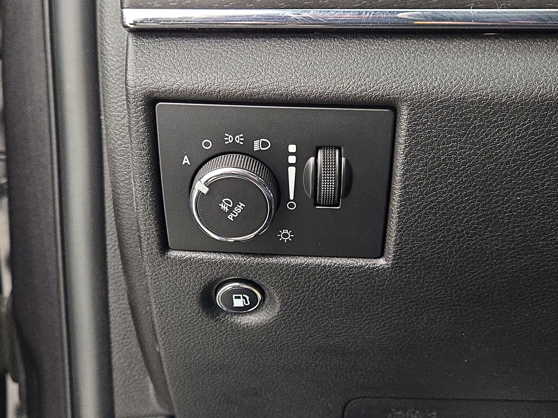 Thumbnail: 2018 Jeep Grand Cherokee - 13