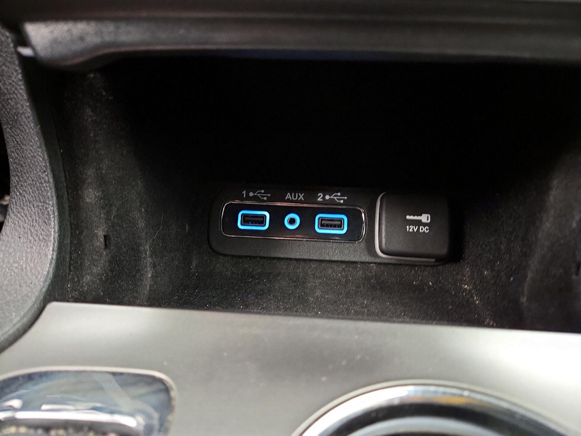 Thumbnail: 2018 Jeep Grand Cherokee - 19