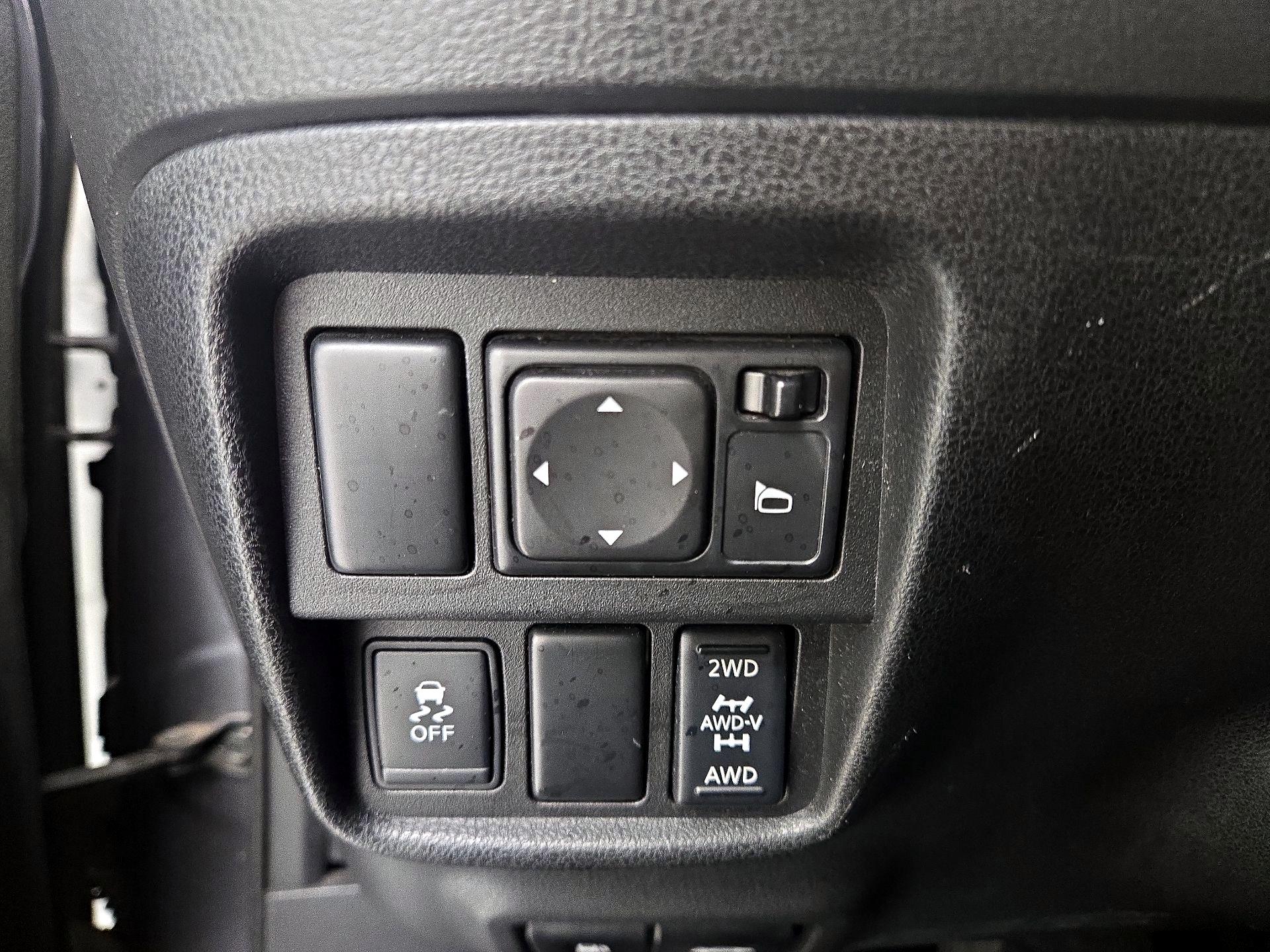 Thumbnail: 2015 Nissan Juke - 13